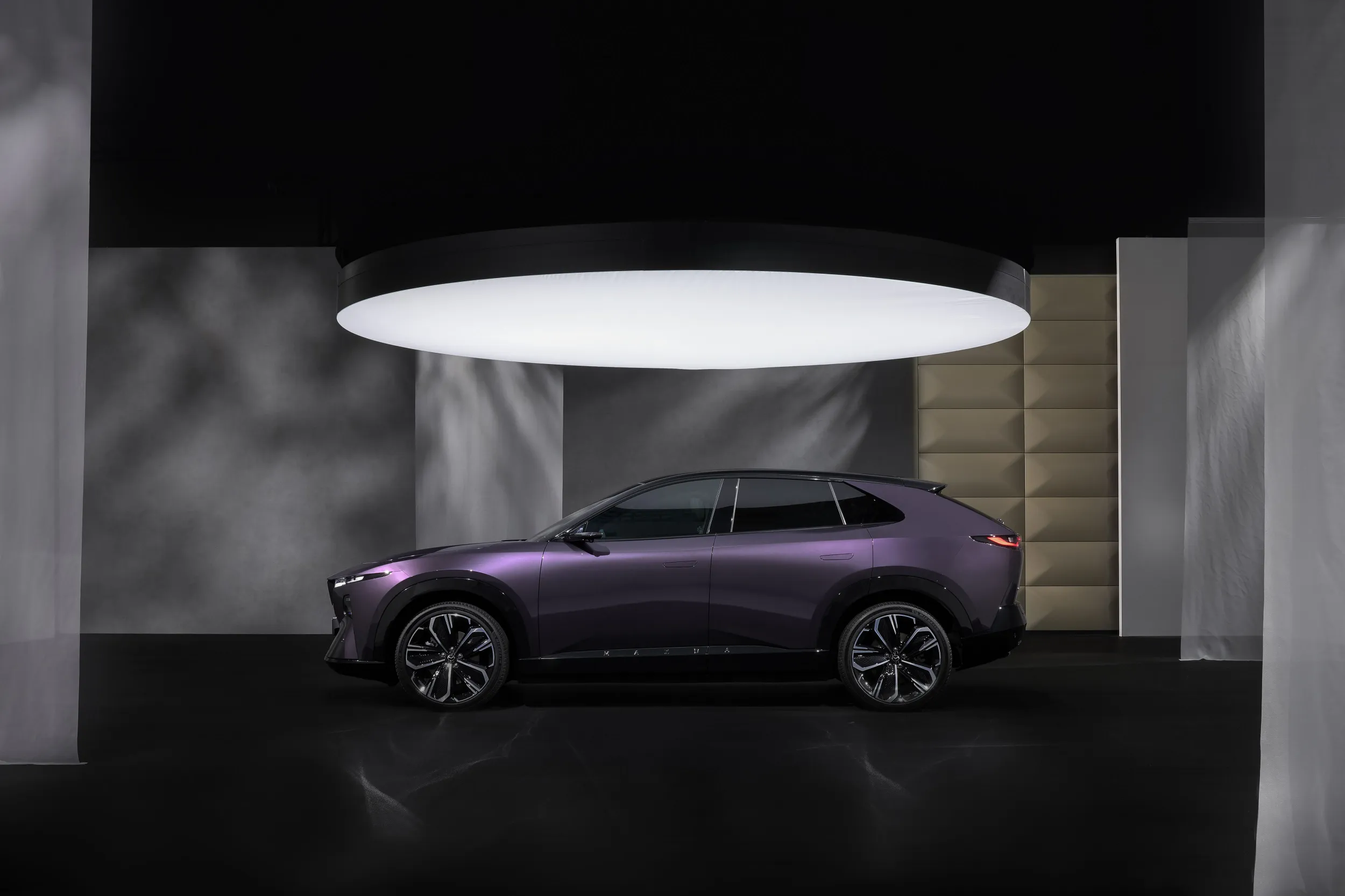 Mazda CX-6e