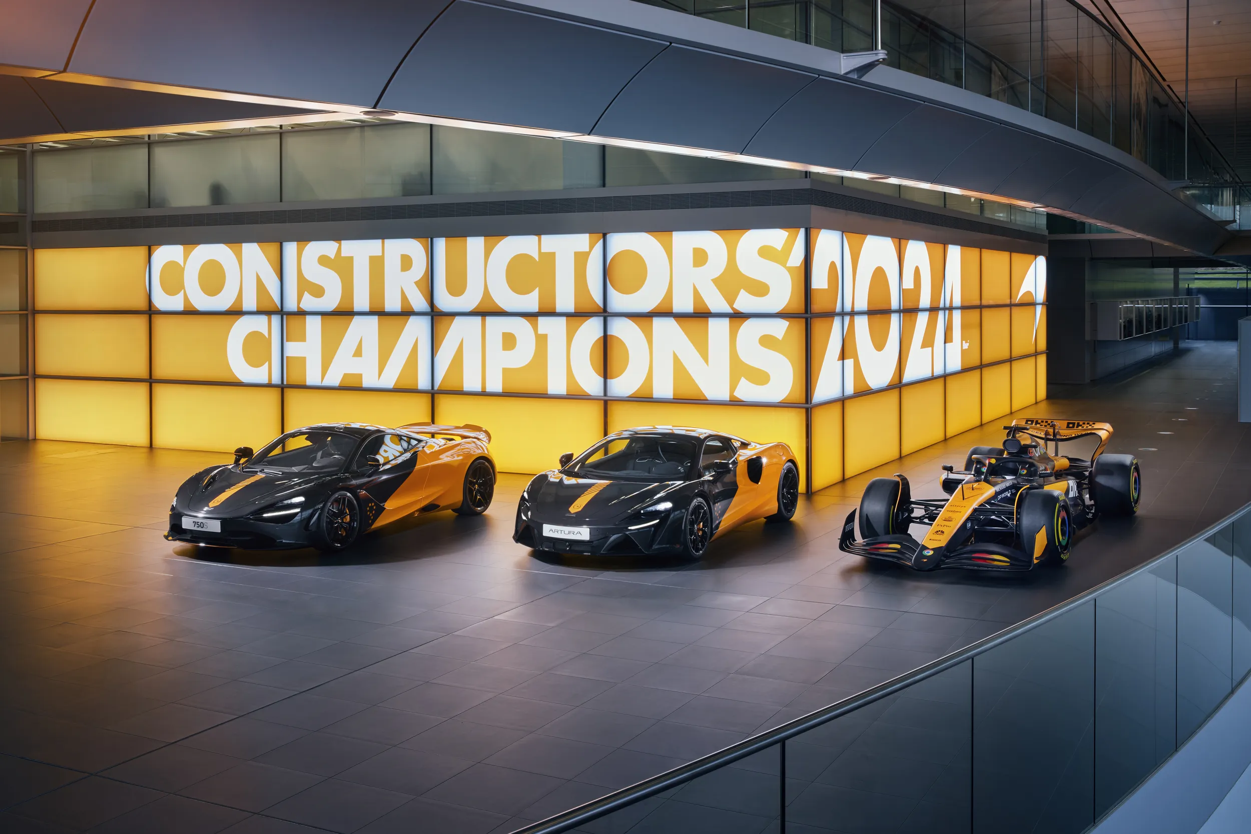 McLaren MCL38 Celebration Edition