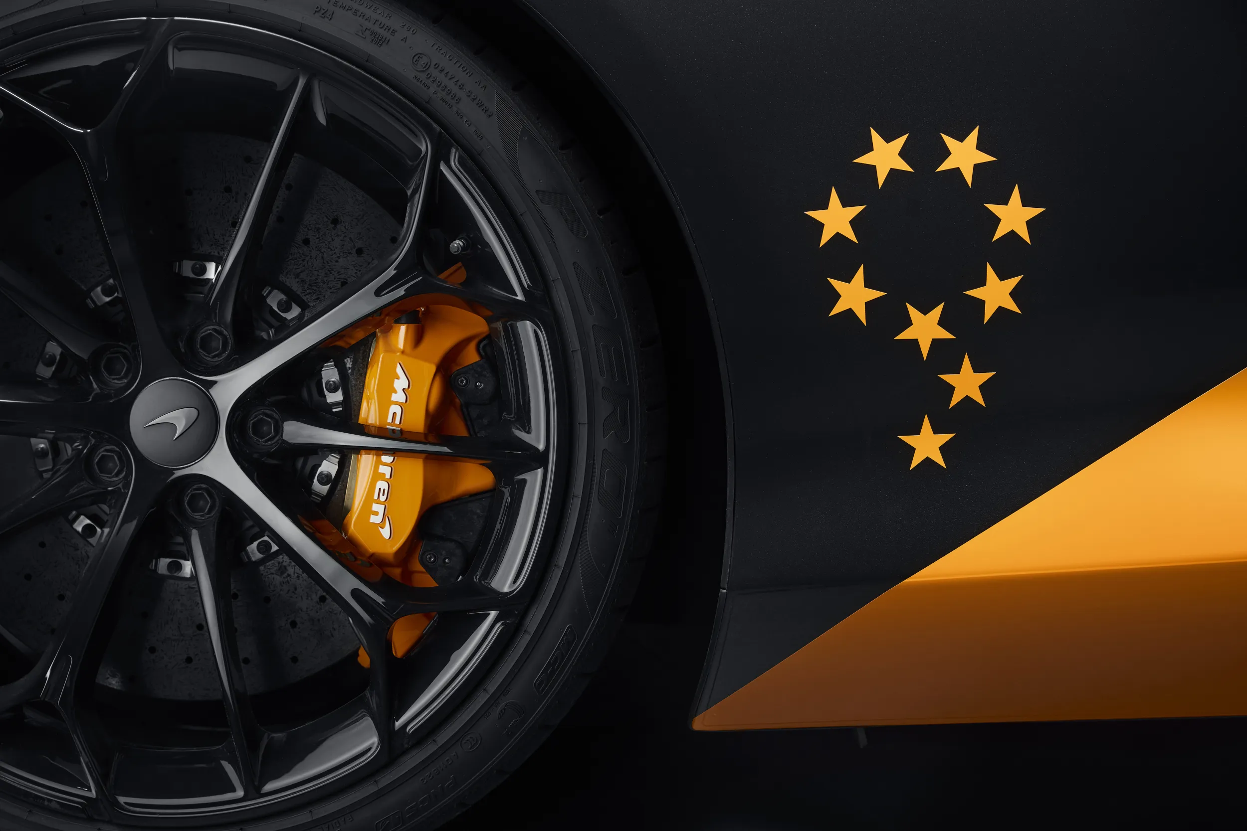 McLaren MCL38 Celebration Edition
