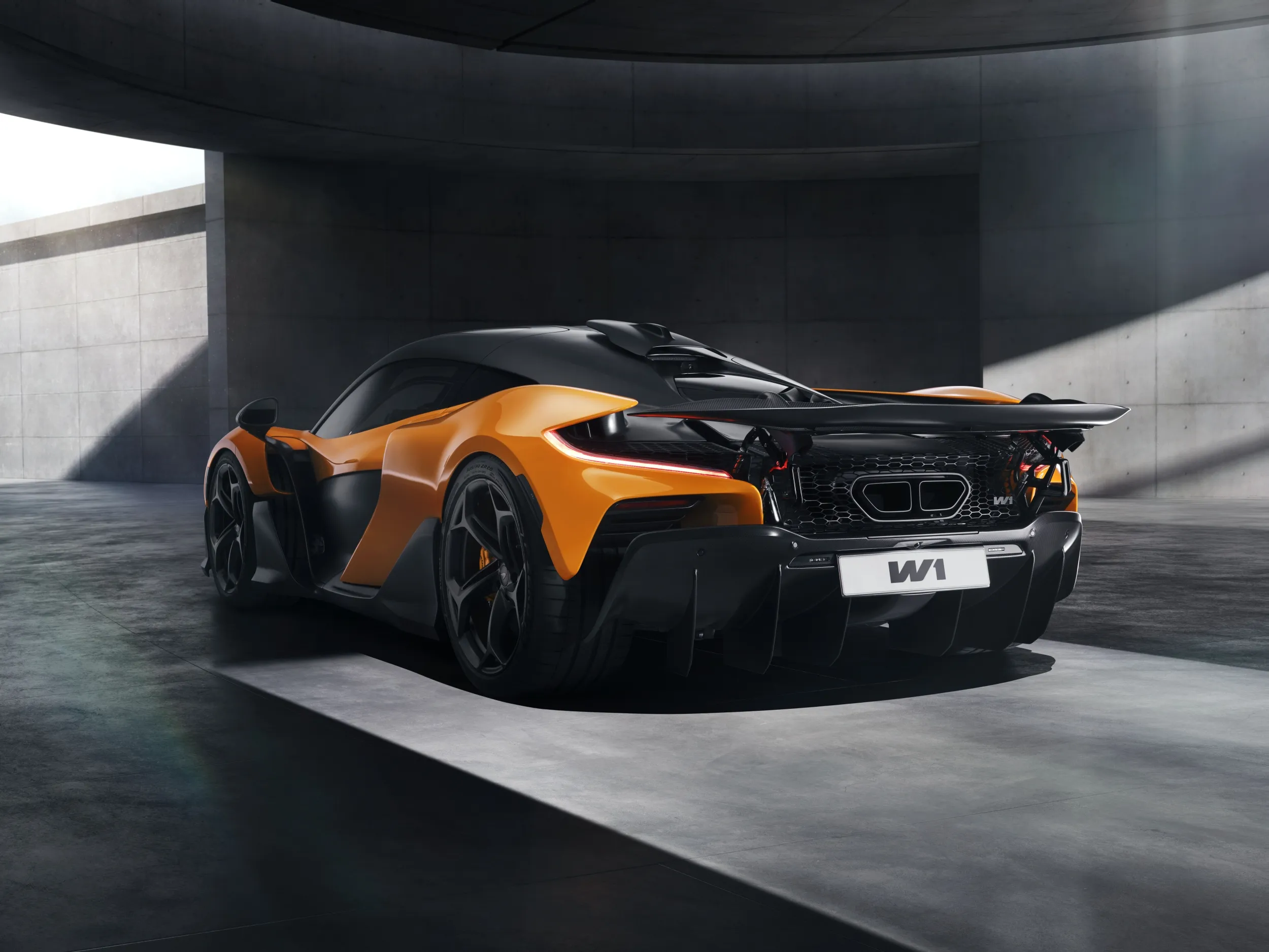 McLaren W1