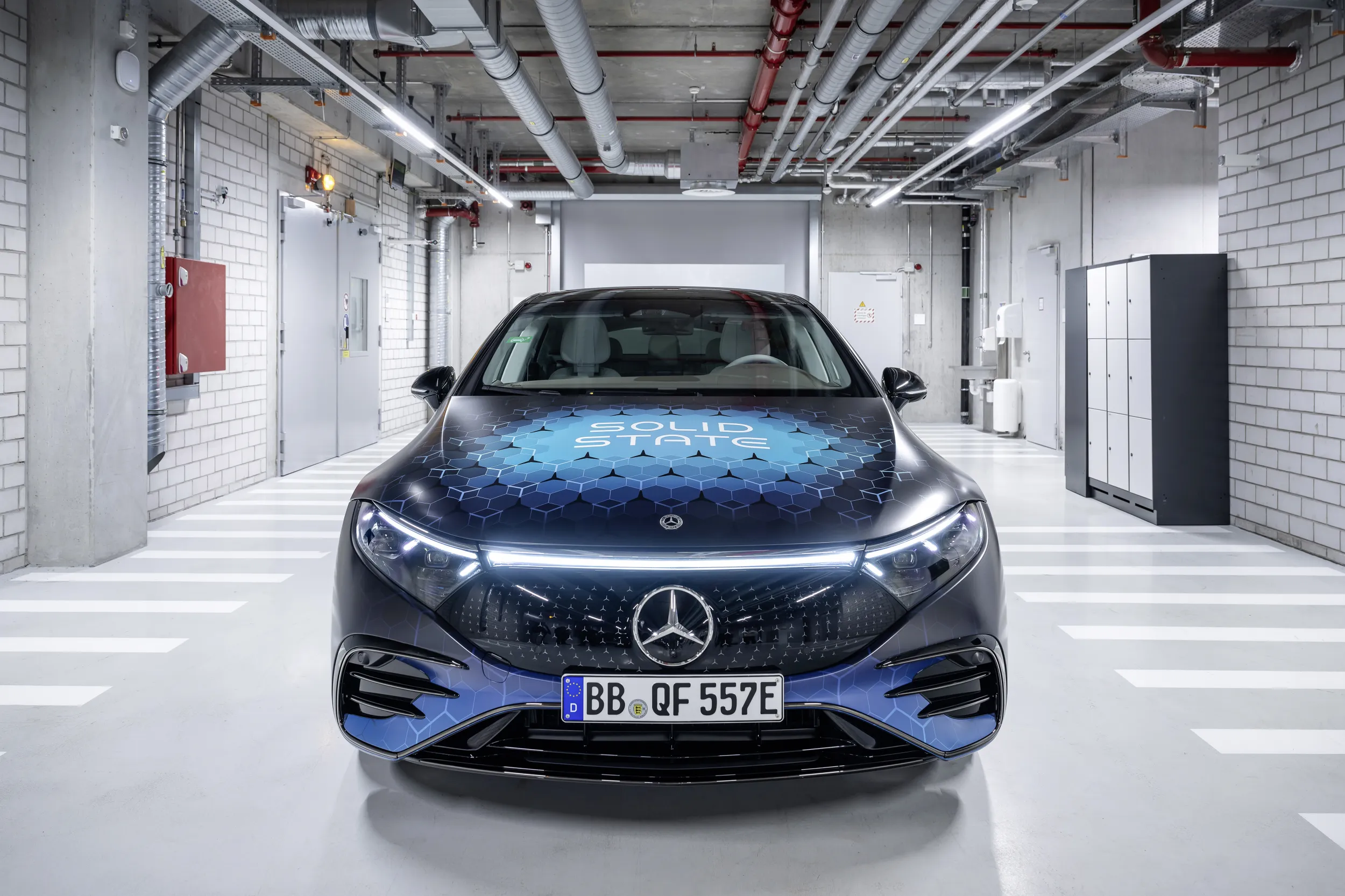 Mercedes-Benz EQS