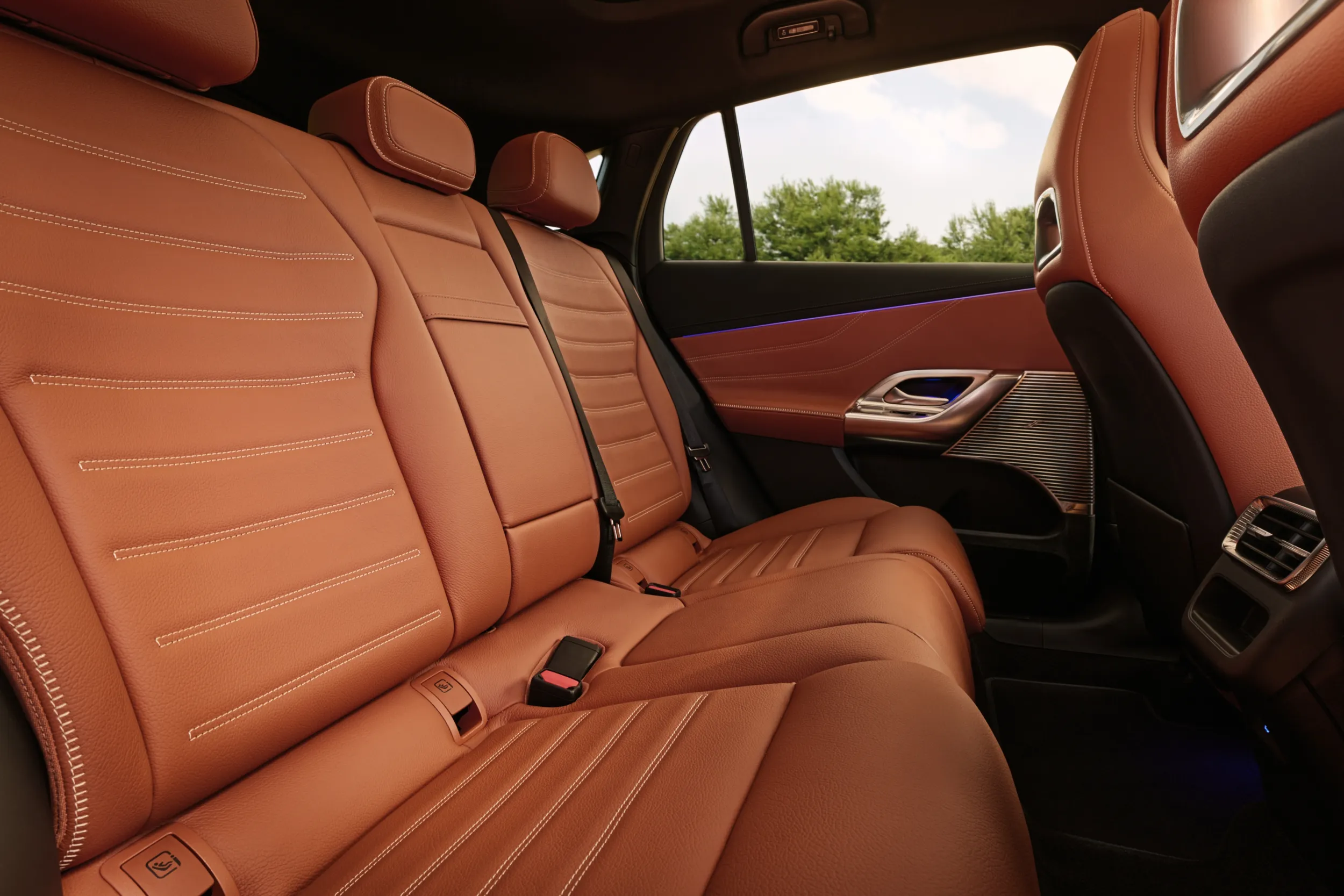Mercedes-Benz GLC with EQ Technology