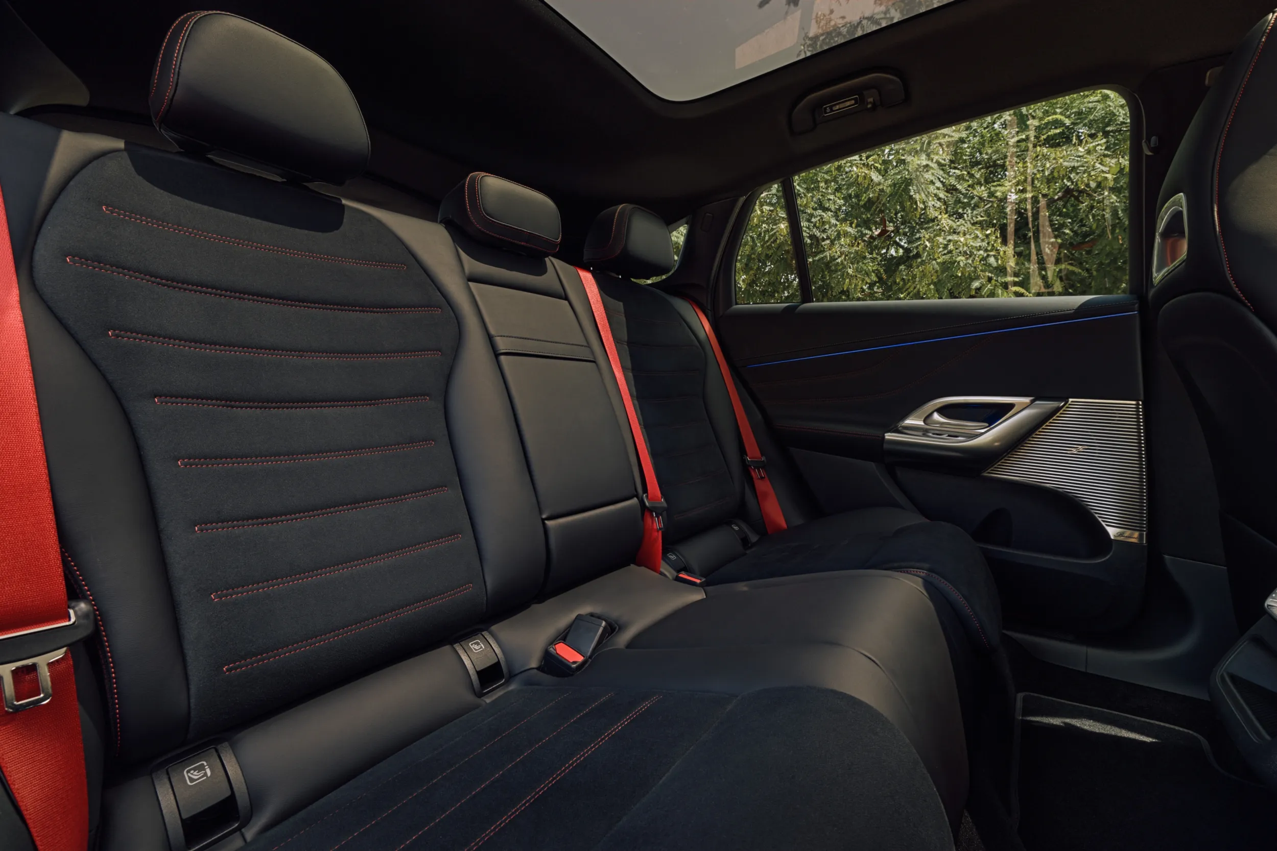 Mercedes-Benz GLC with EQ Technology