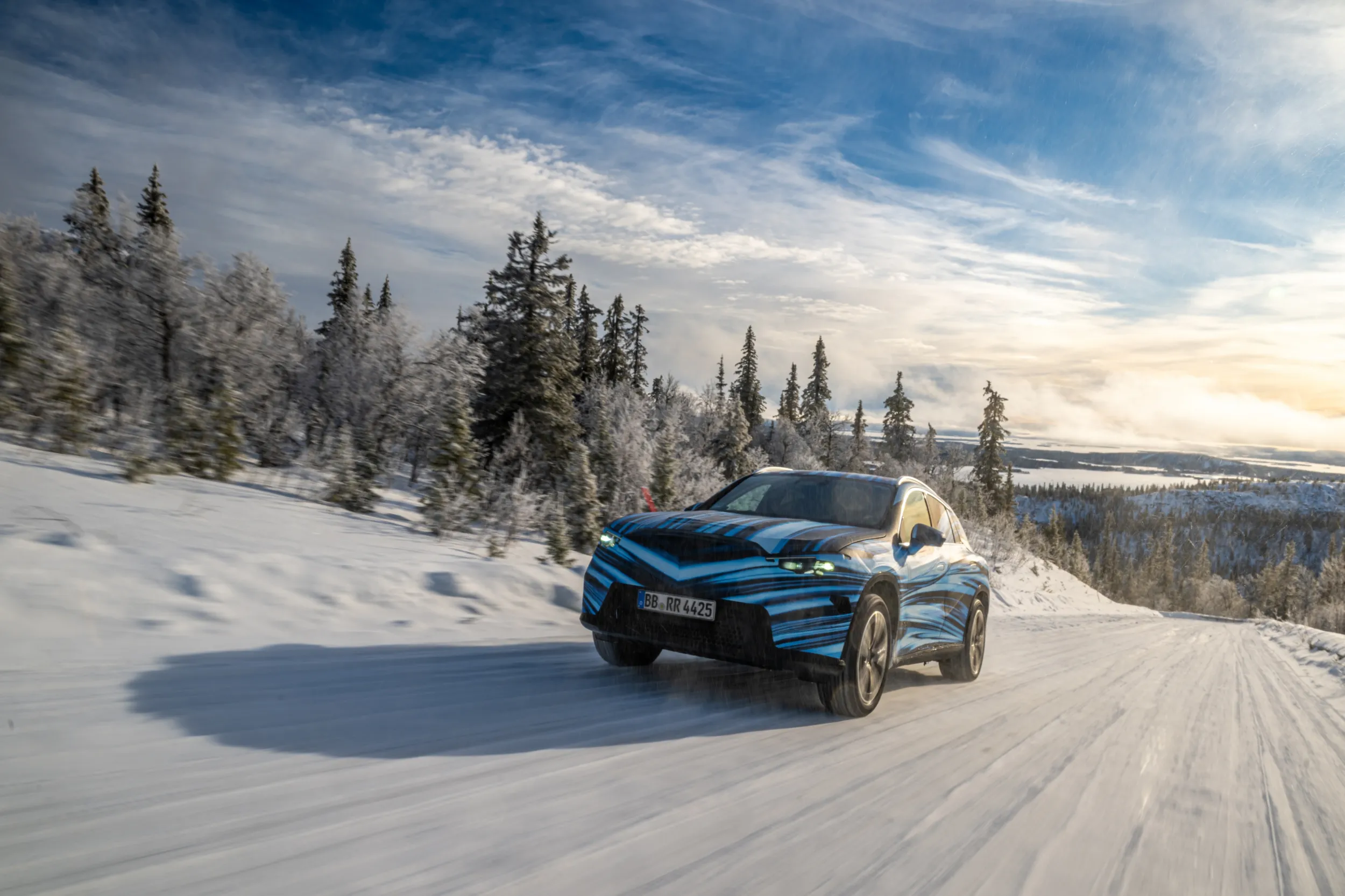 Mercedes-Benz GLC with EQ Technology