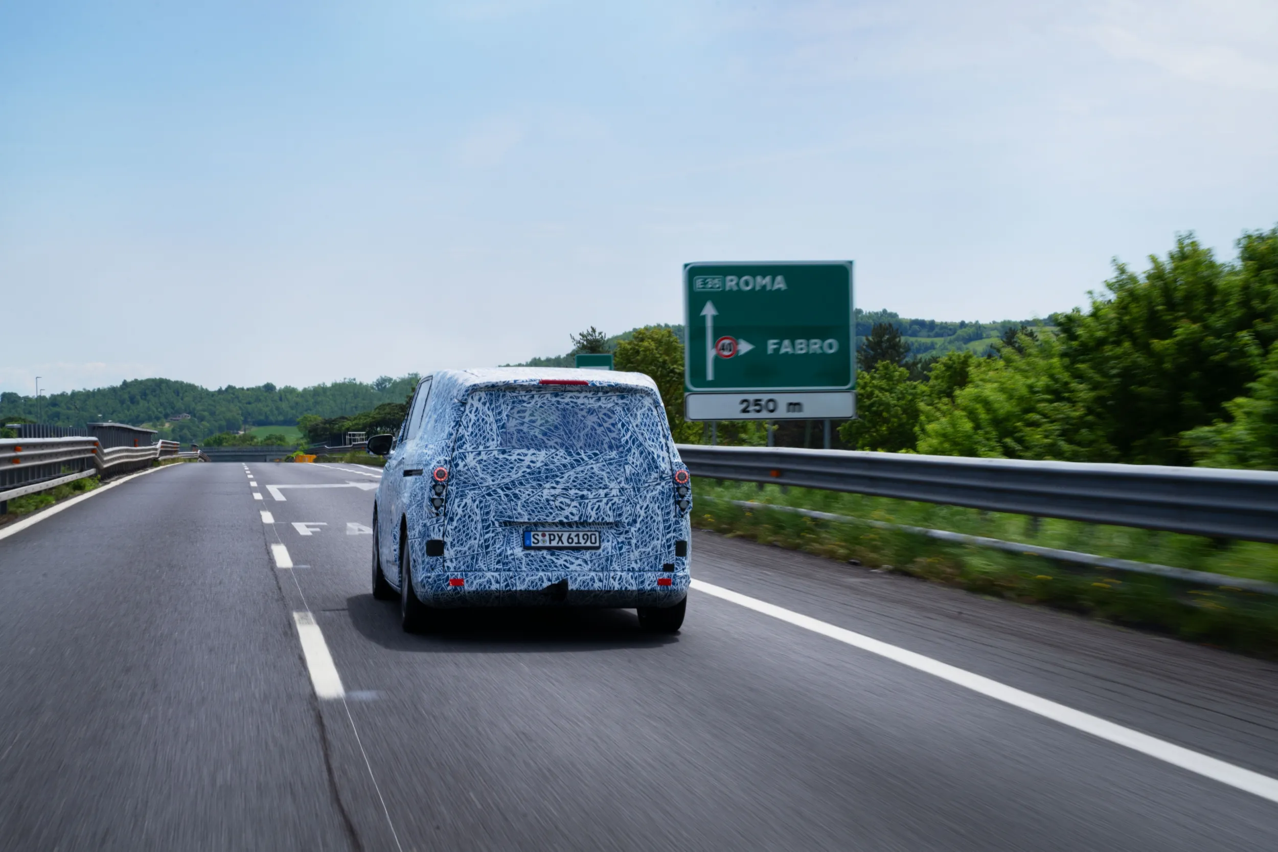 Mercedes-Benz VLE Development Drive Stuttgart-Rome