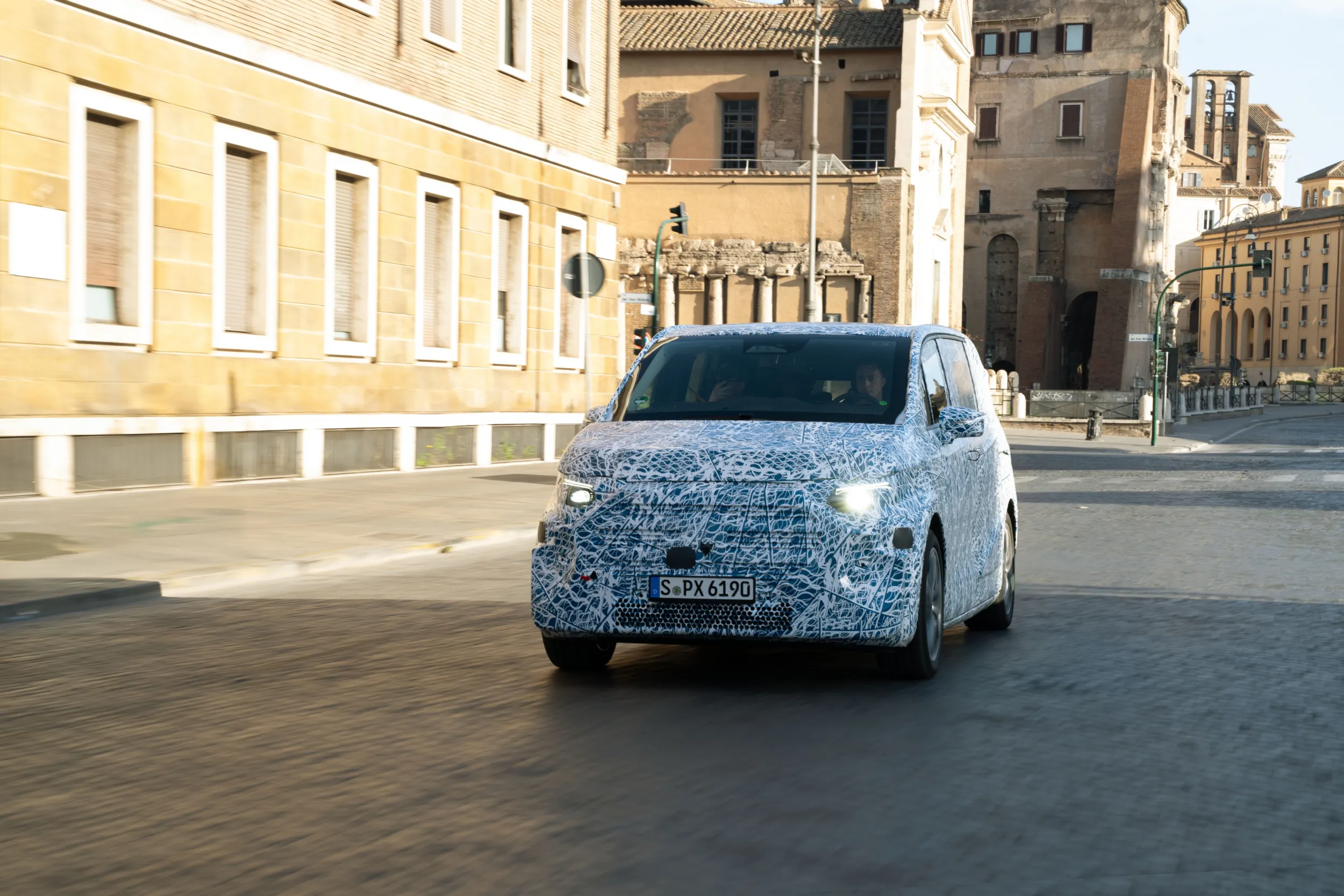 Mercedes-Benz VLE Development Drive Stuttgart-Rome