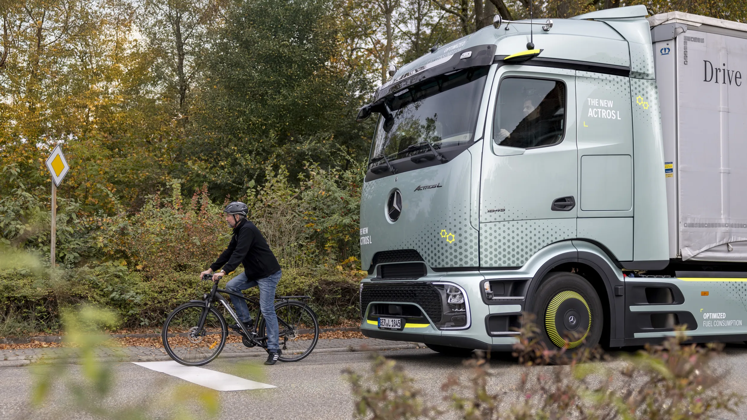 Mercedes-Benz eActros