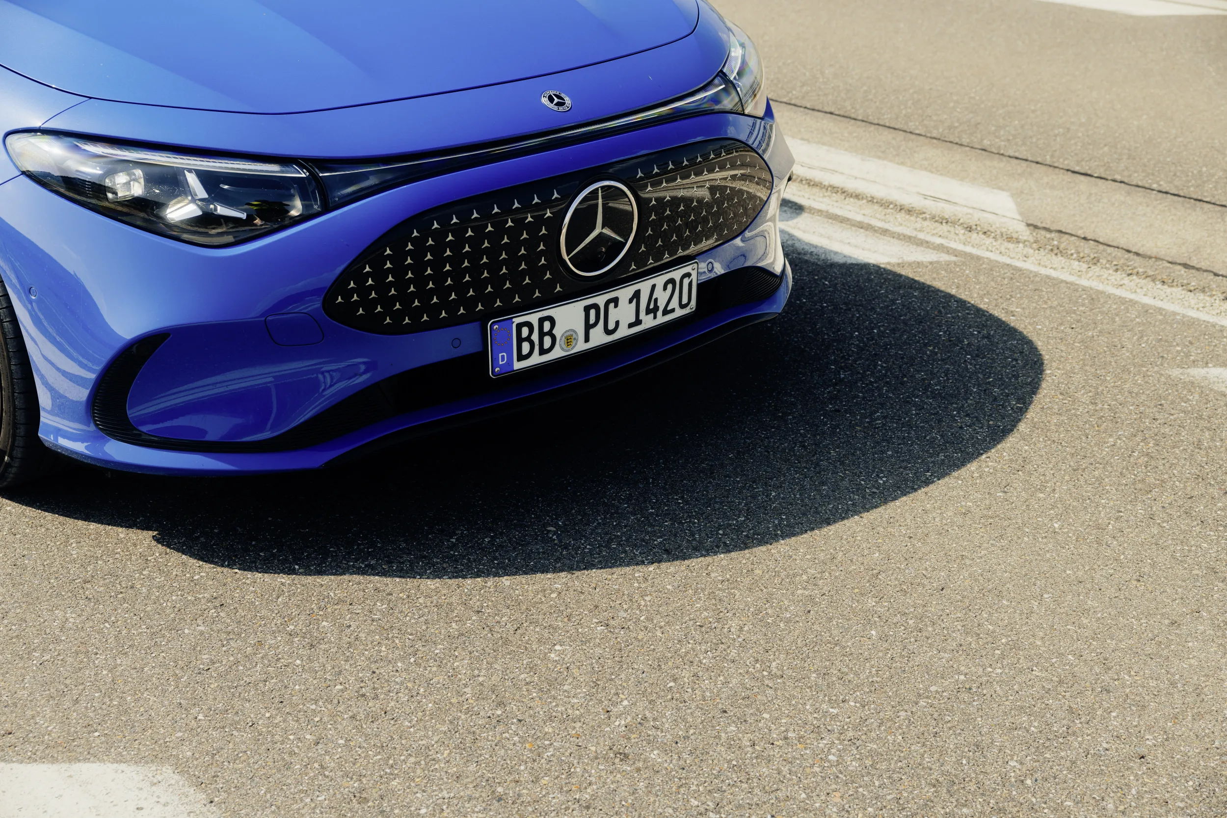 Mercedes-Benz opens most advanced light testing center in the automotive industry