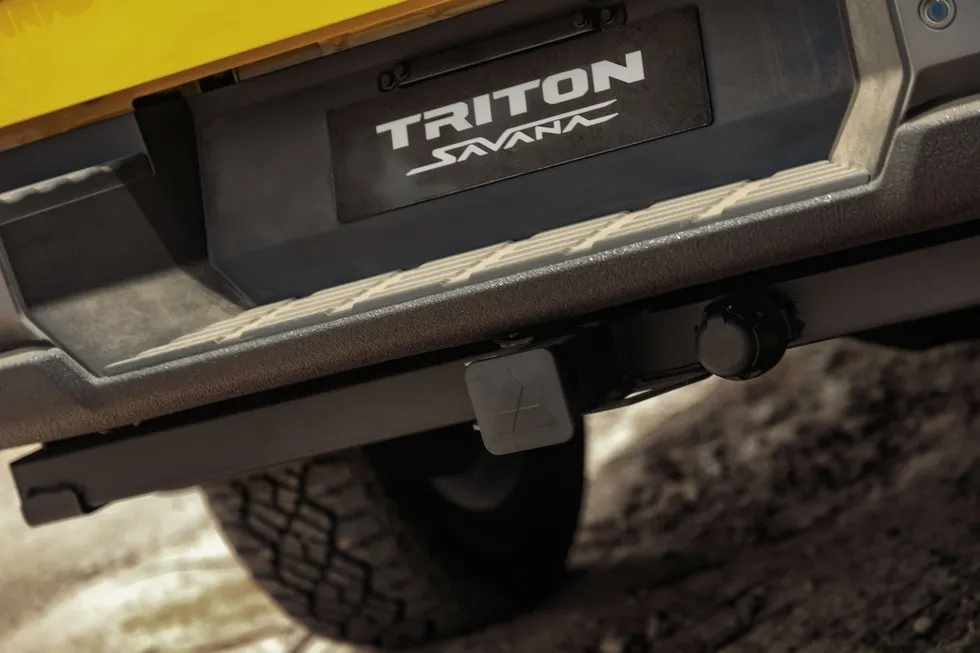 Mitsubishi Triton Savana