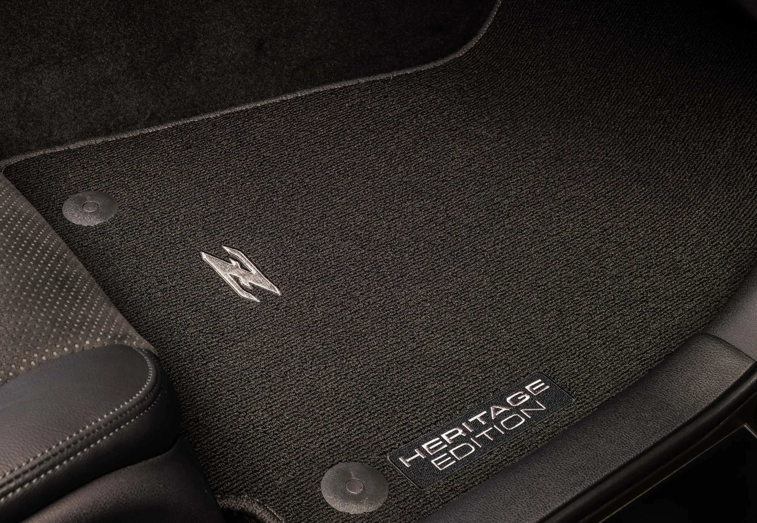 Nissan Z Heritage Edition