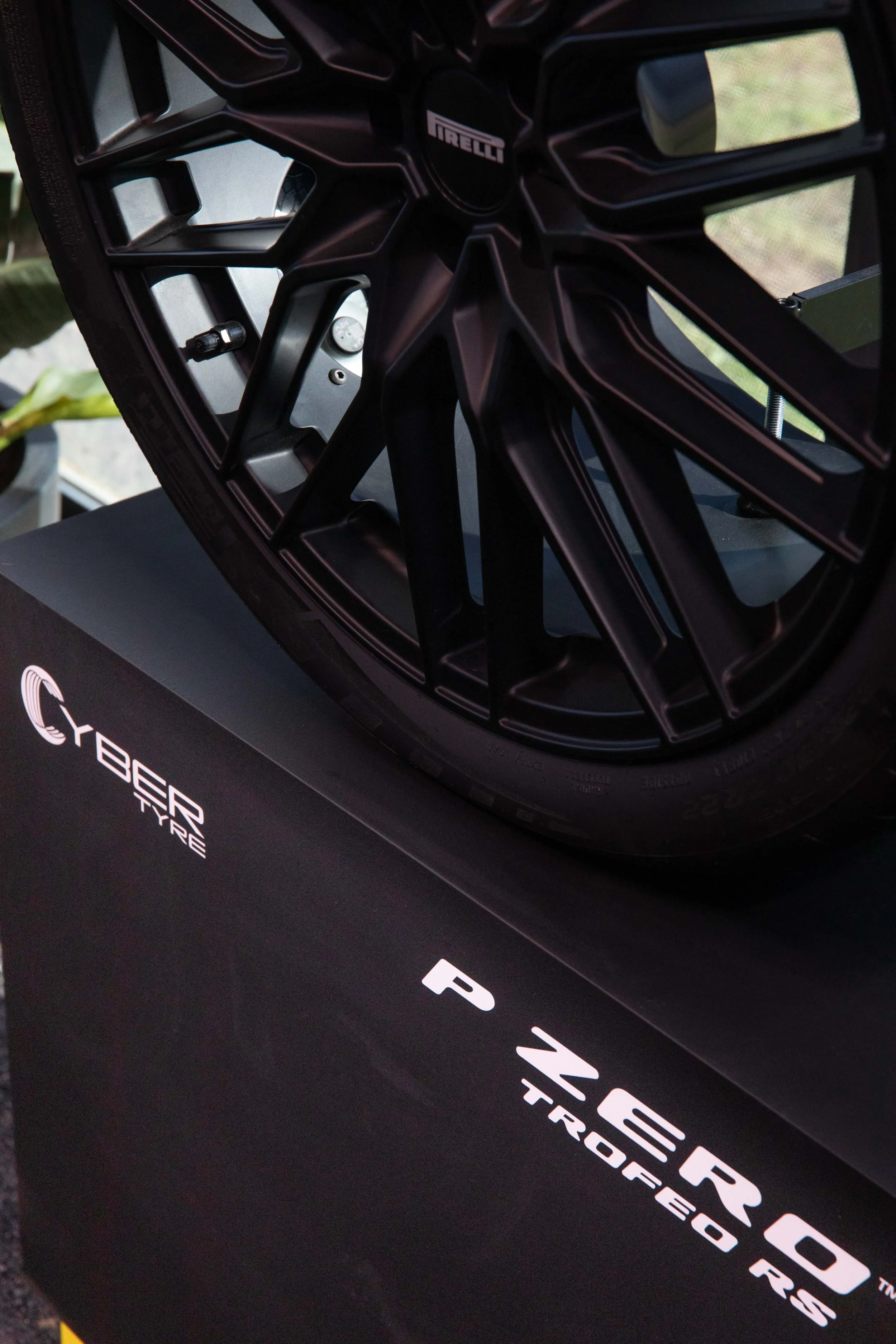 Pirelli Cyber Tyre