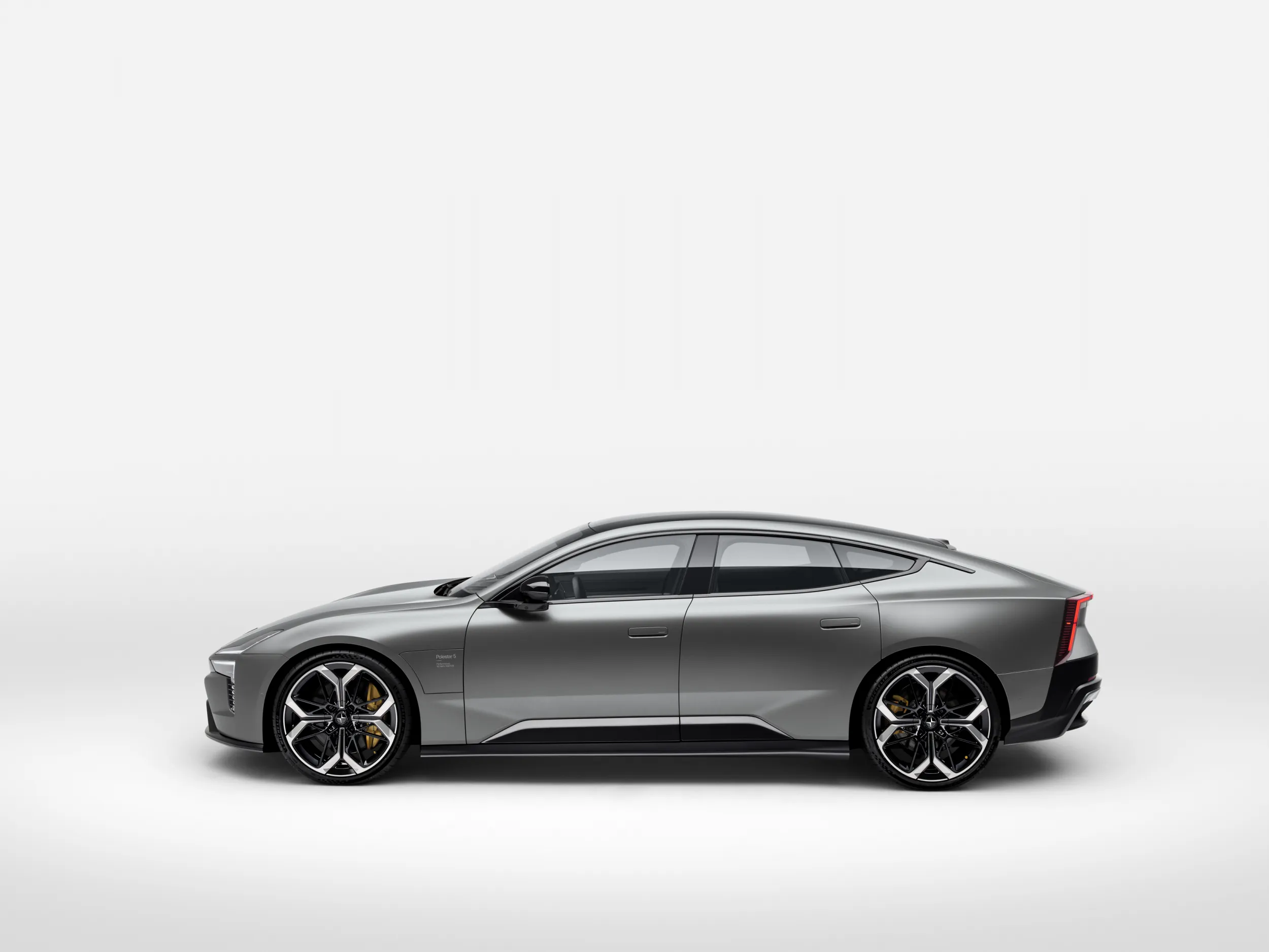 Polestar 5 performance Grand Tourer