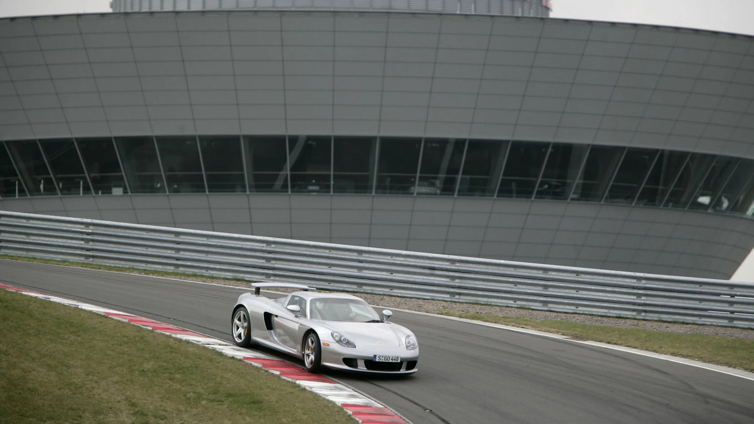 Porsche Carrera GT