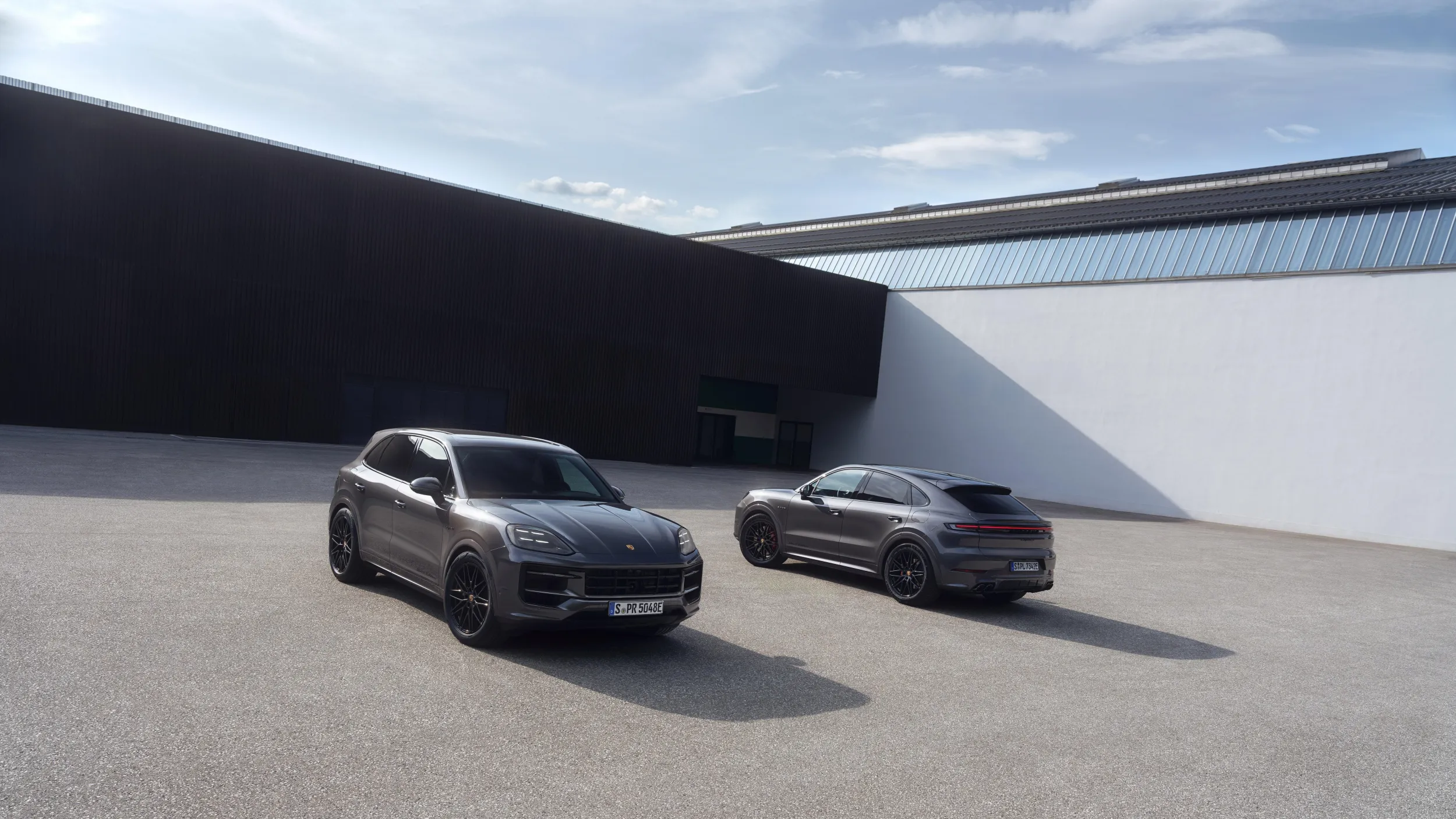 Porsche Taycan Black Edition, Porsche Cayenne Black Edition