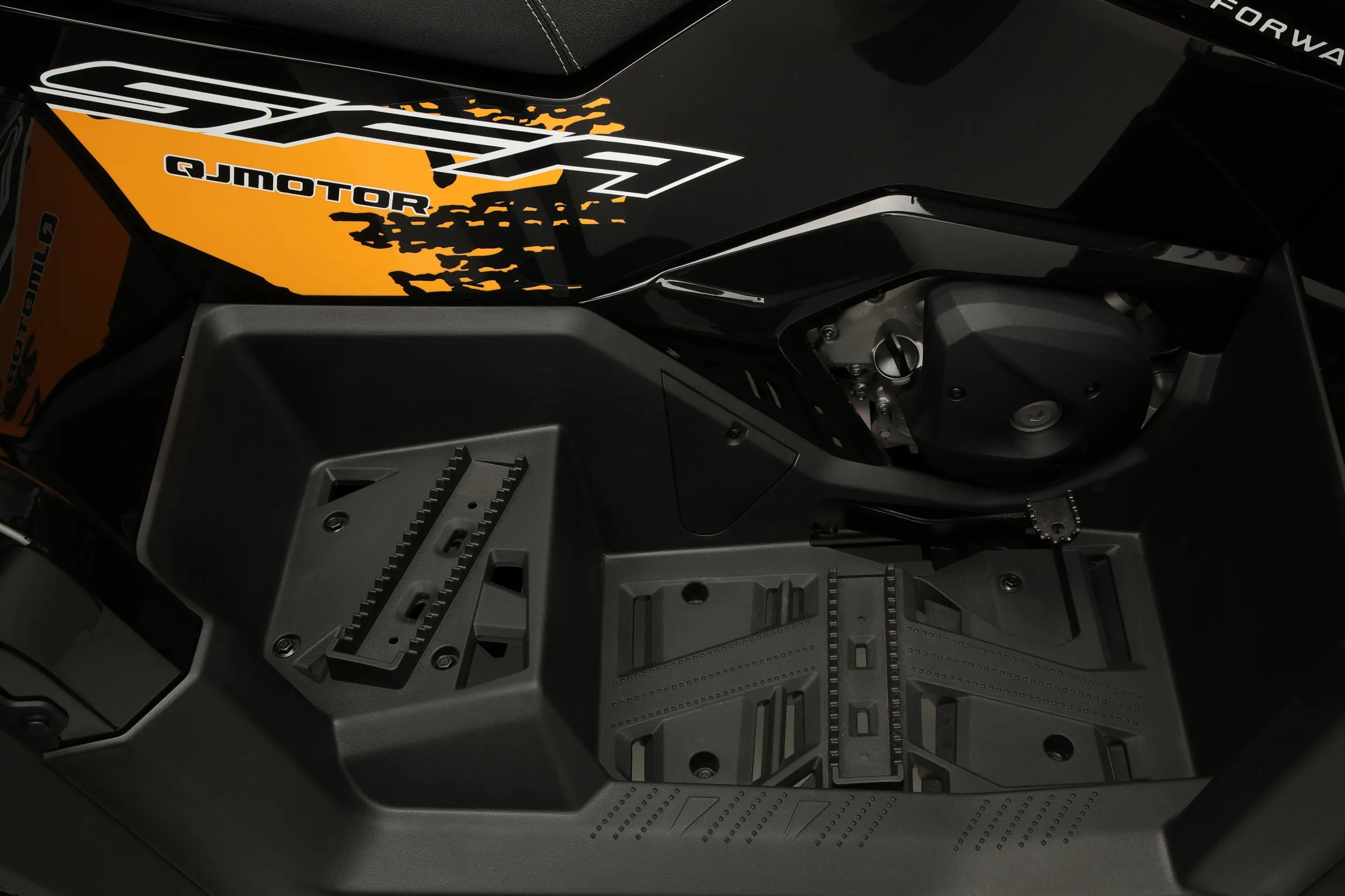 QJ Motor ATV-s