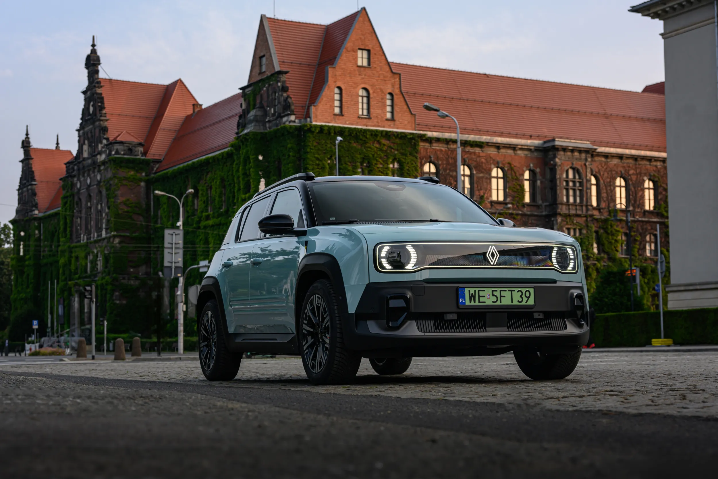 Rernault R4
