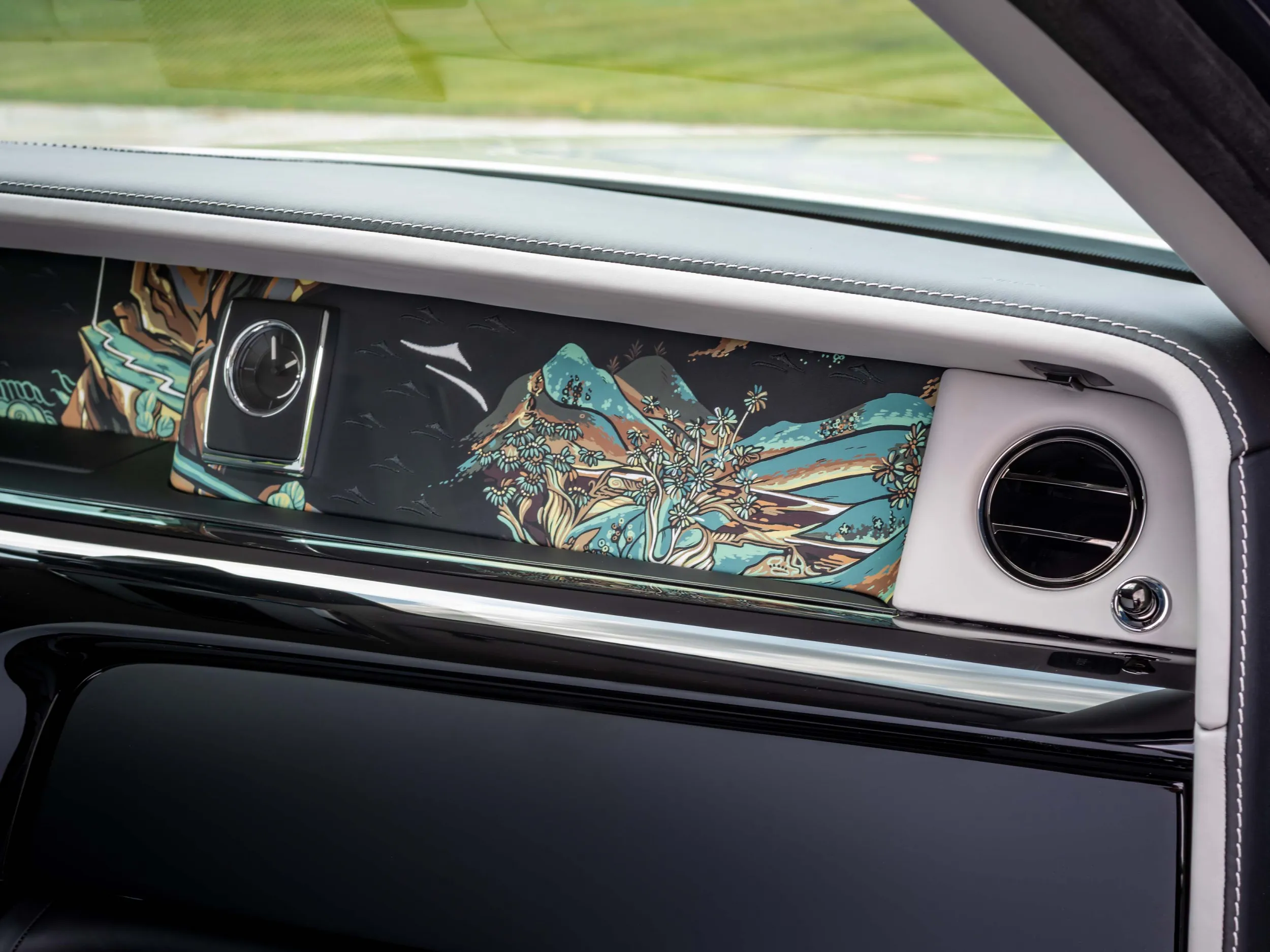Rolls-Royce with Chinese Mural Art