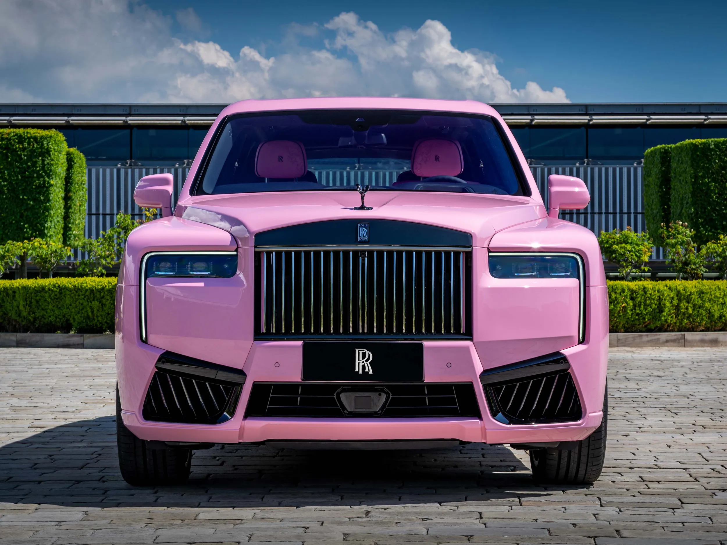 Rolls-Royce with Chinese Mural Art