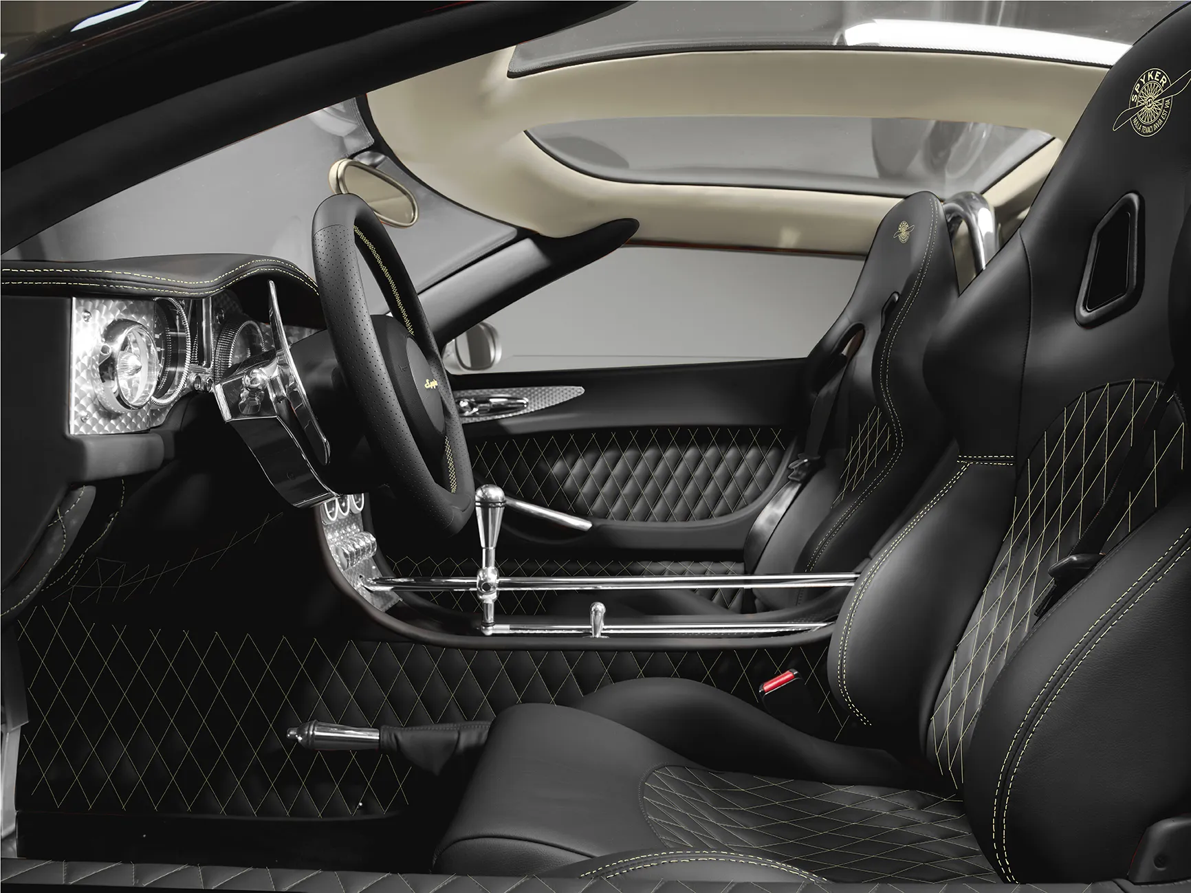 Spyker C8 Aileron