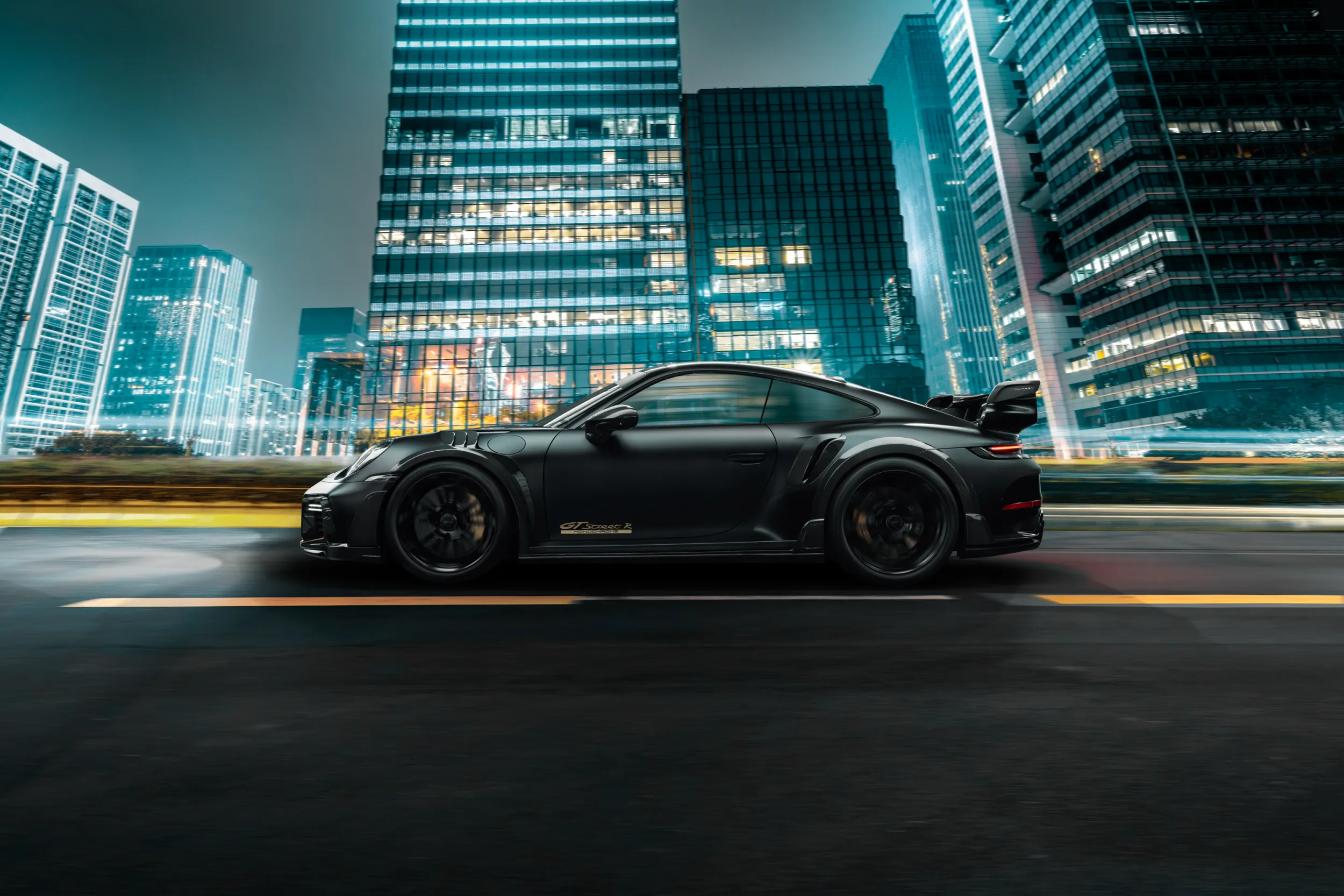 TECHART GT Street R MONOCHROME