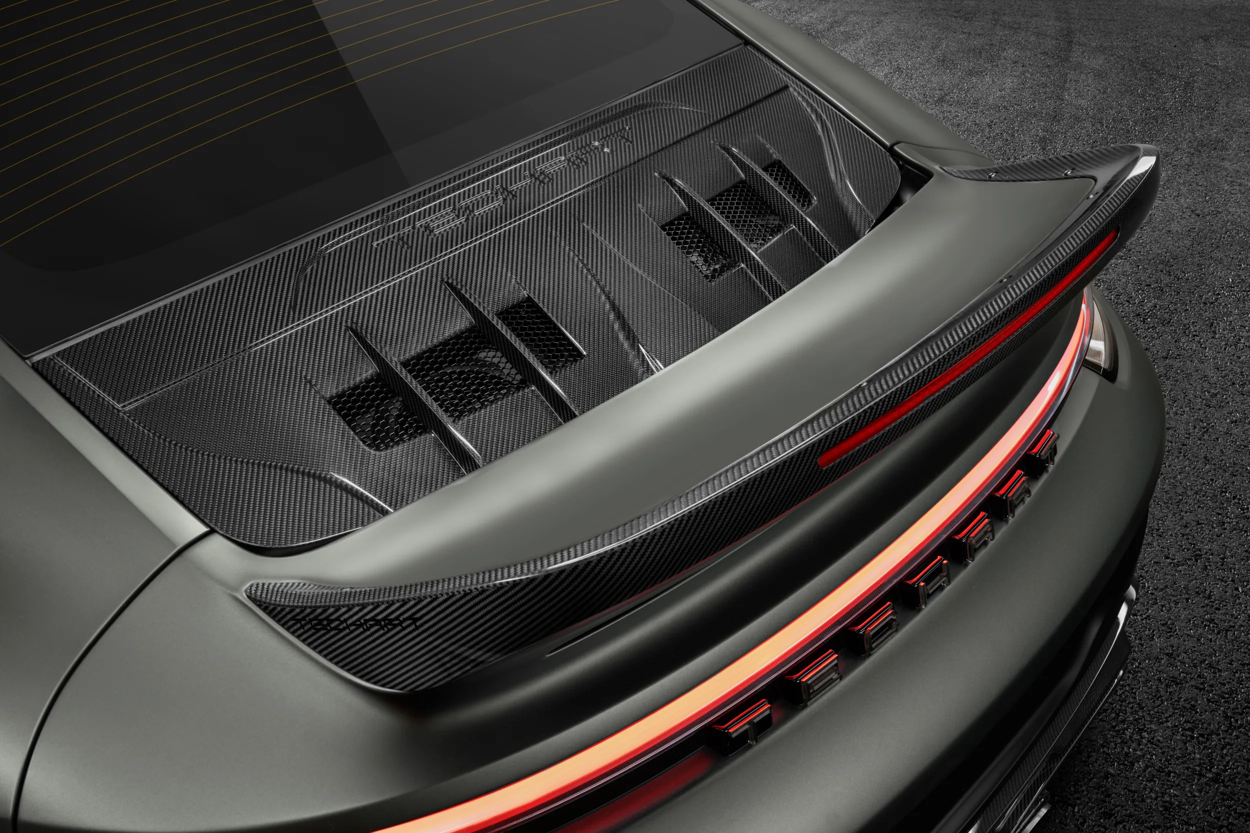 TECHART GT Street R MONOCHROME
