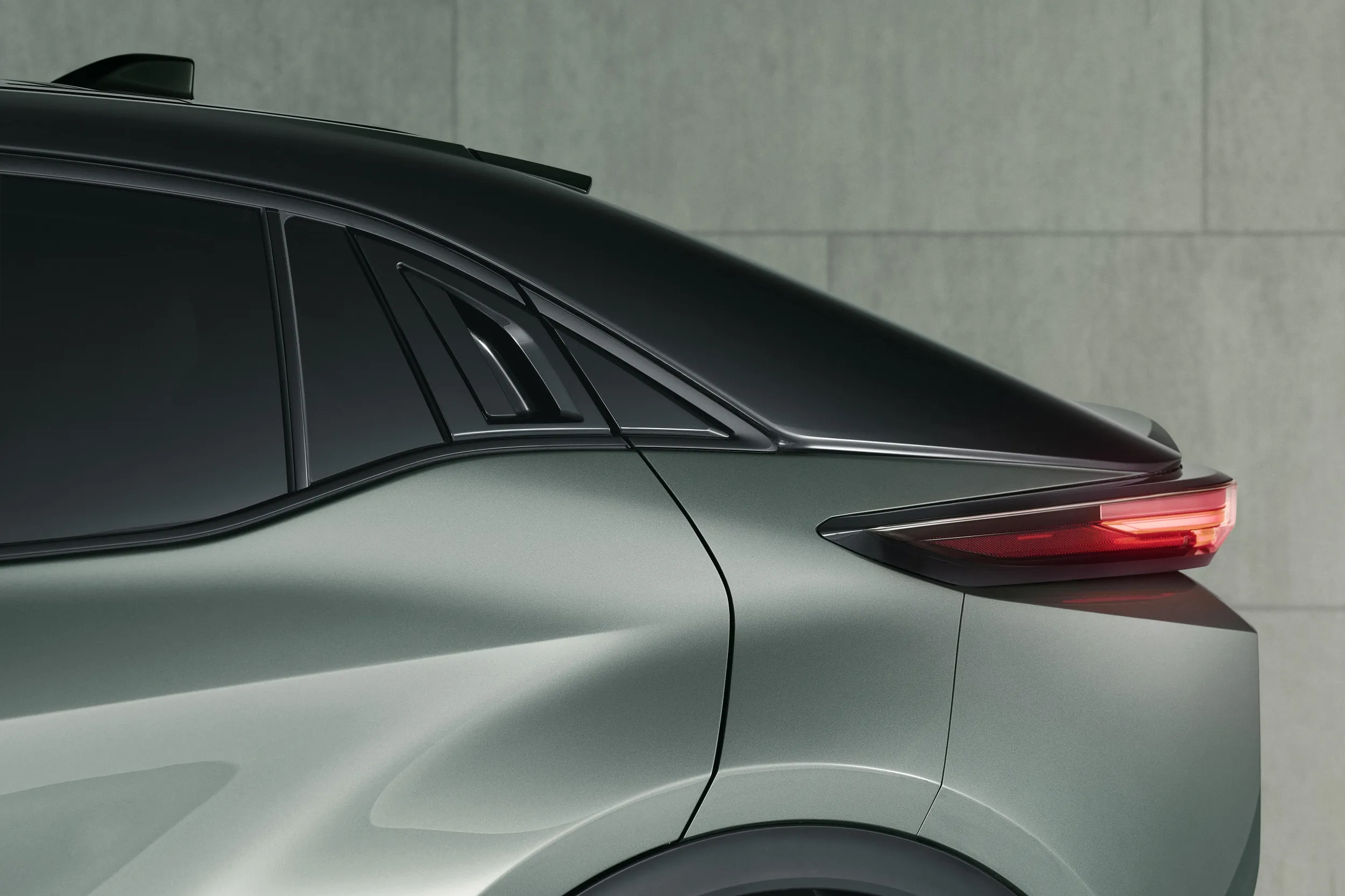 Toyota CHR+