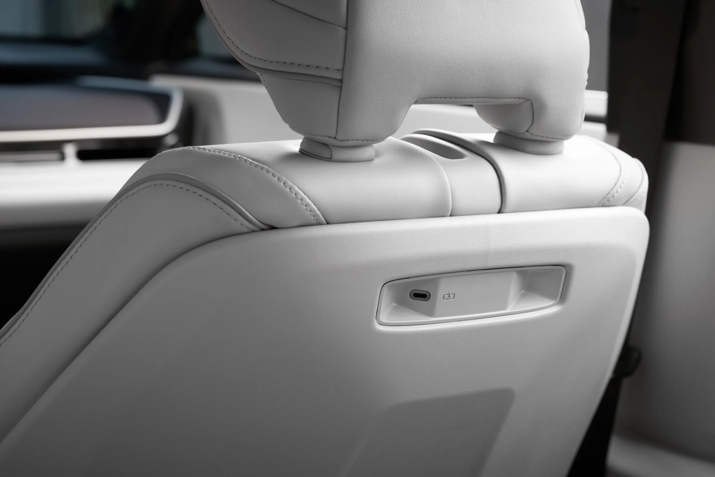 Toyota Highlander BEV