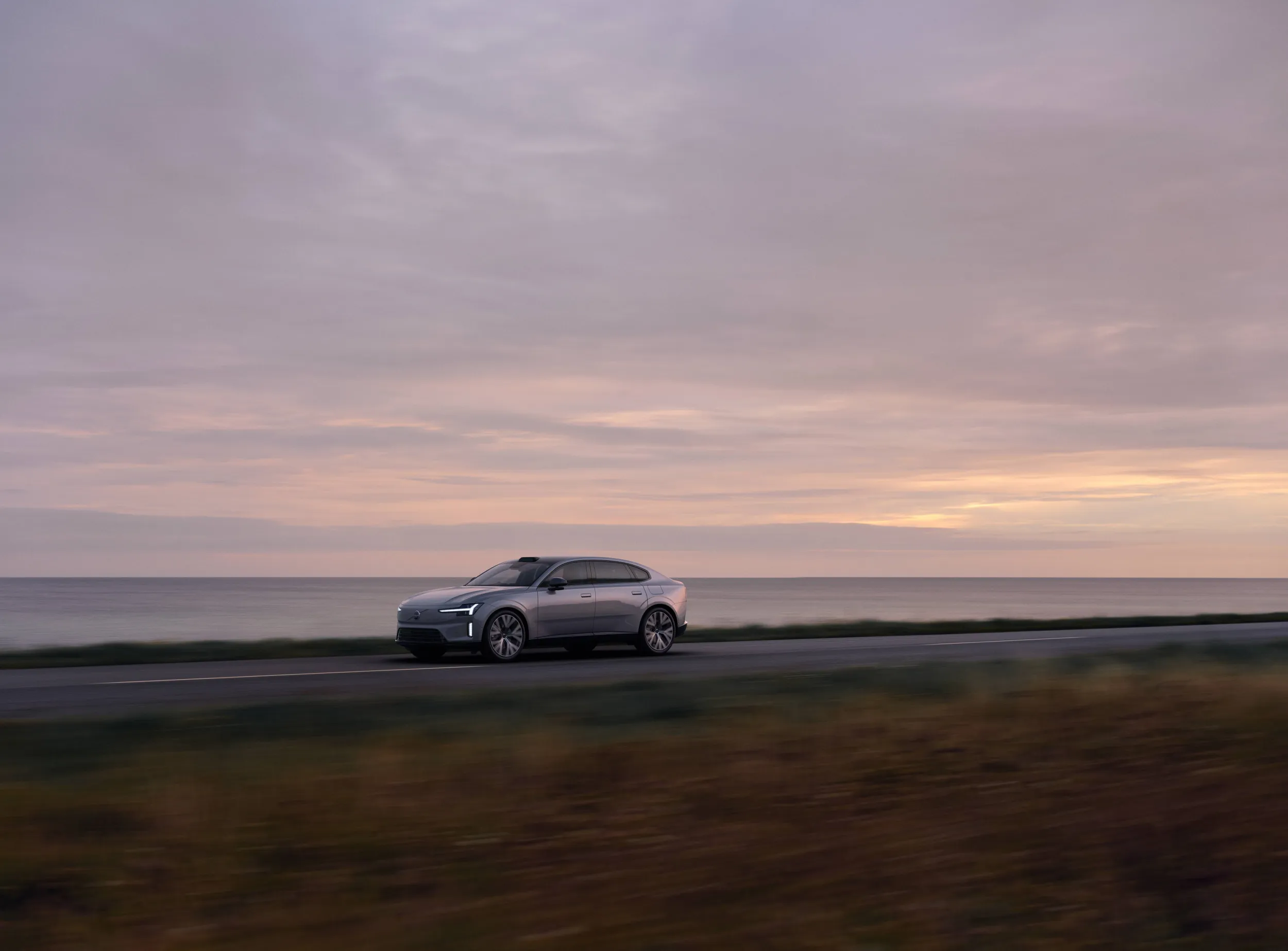 Volvo ES90
