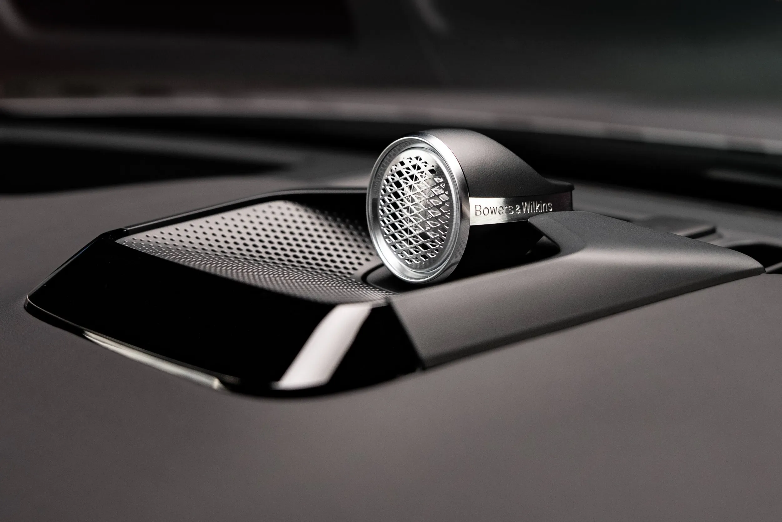 Volvo ES90