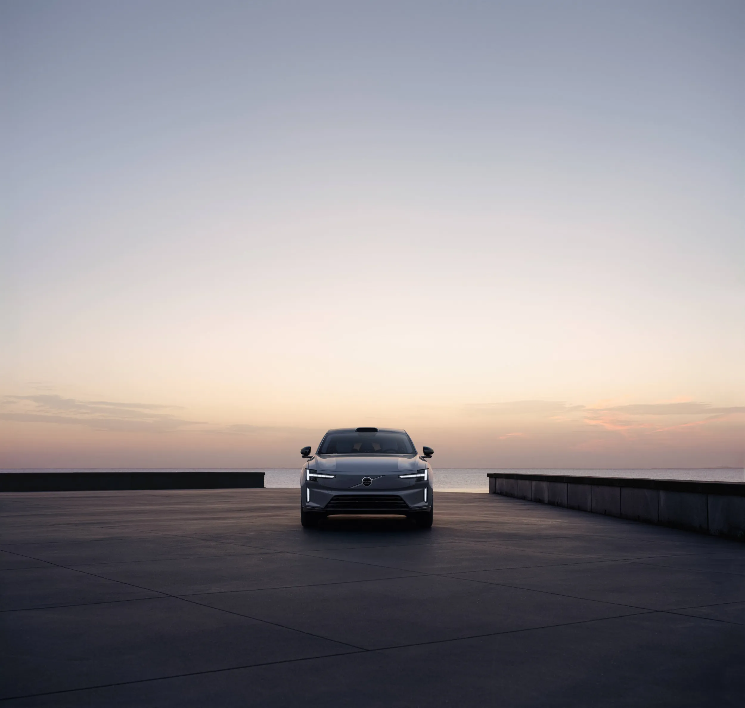 Volvo ES90