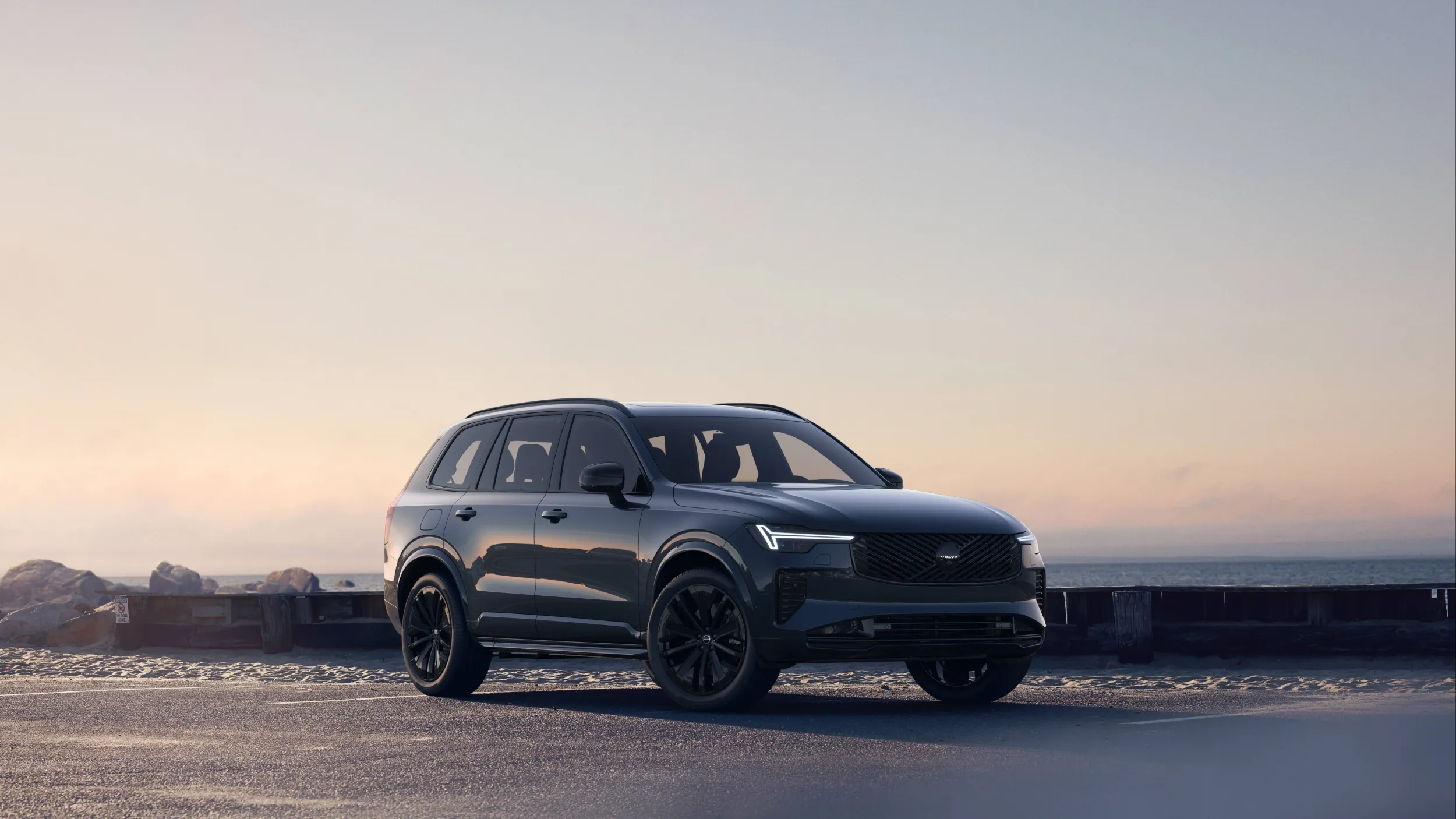 Volvo XC90 Black Edition