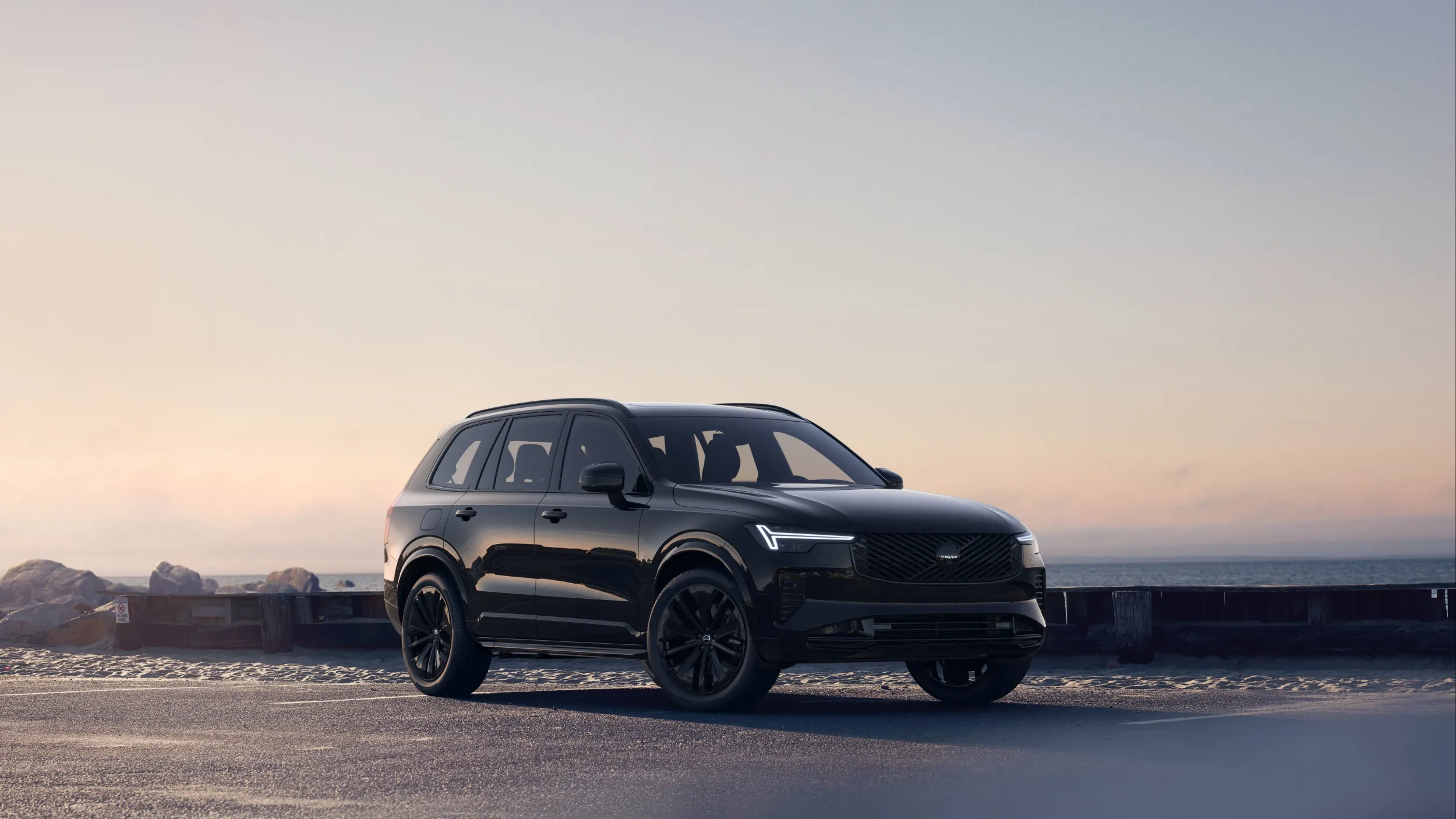 Volvo XC90 Black Edition