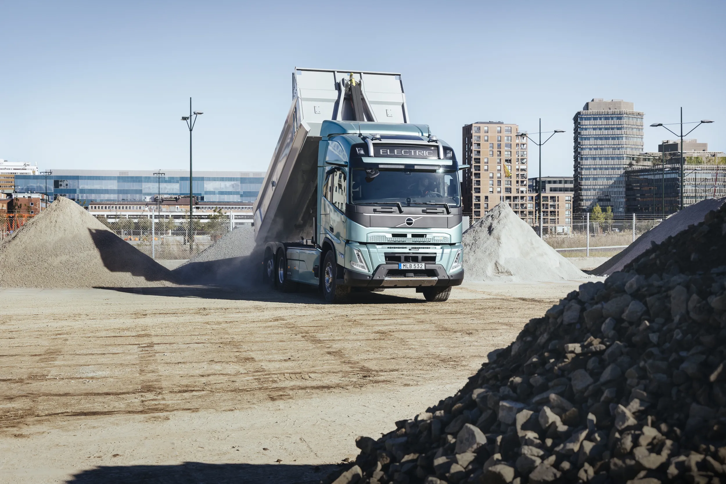 Volvo electric trucks