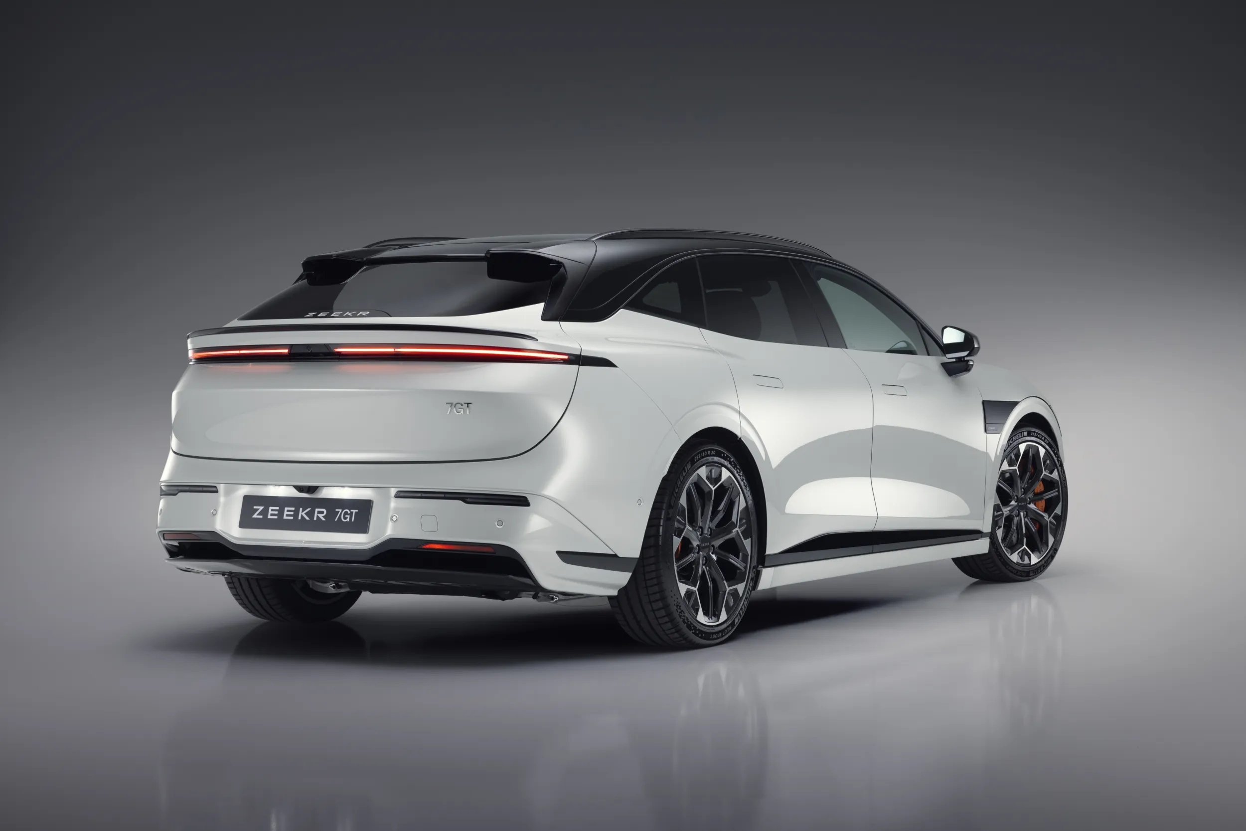 Zeekr 7GT