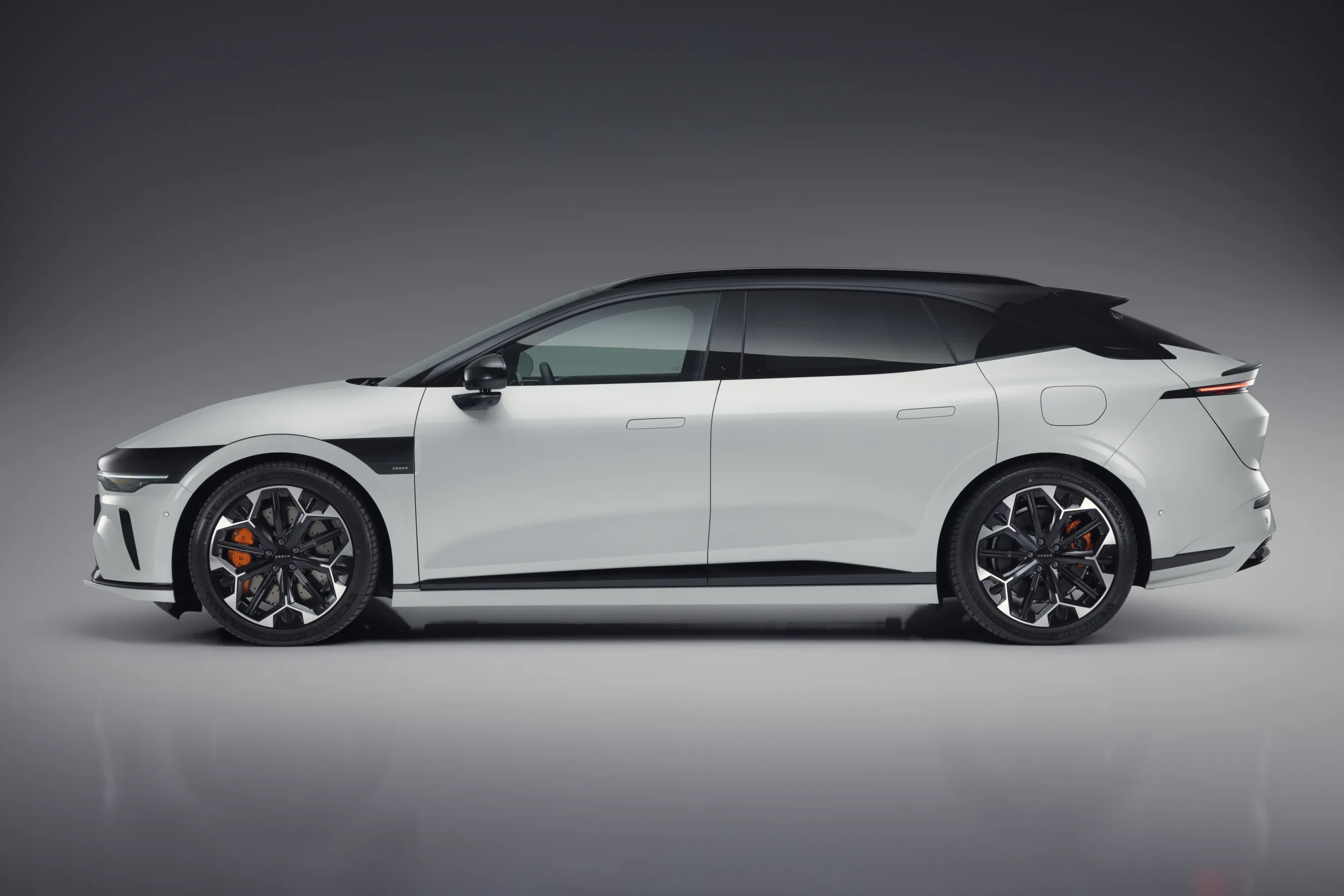 Zeekr 7GT