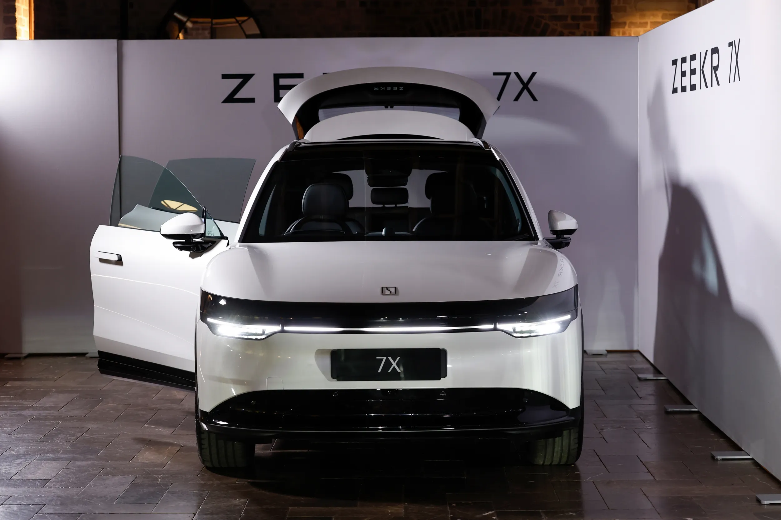 Zeekr 7X