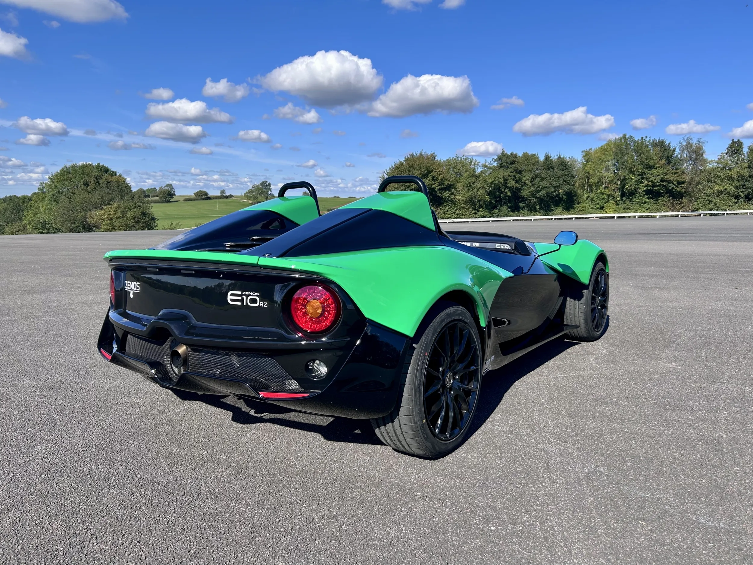 Zenos E10 RZ