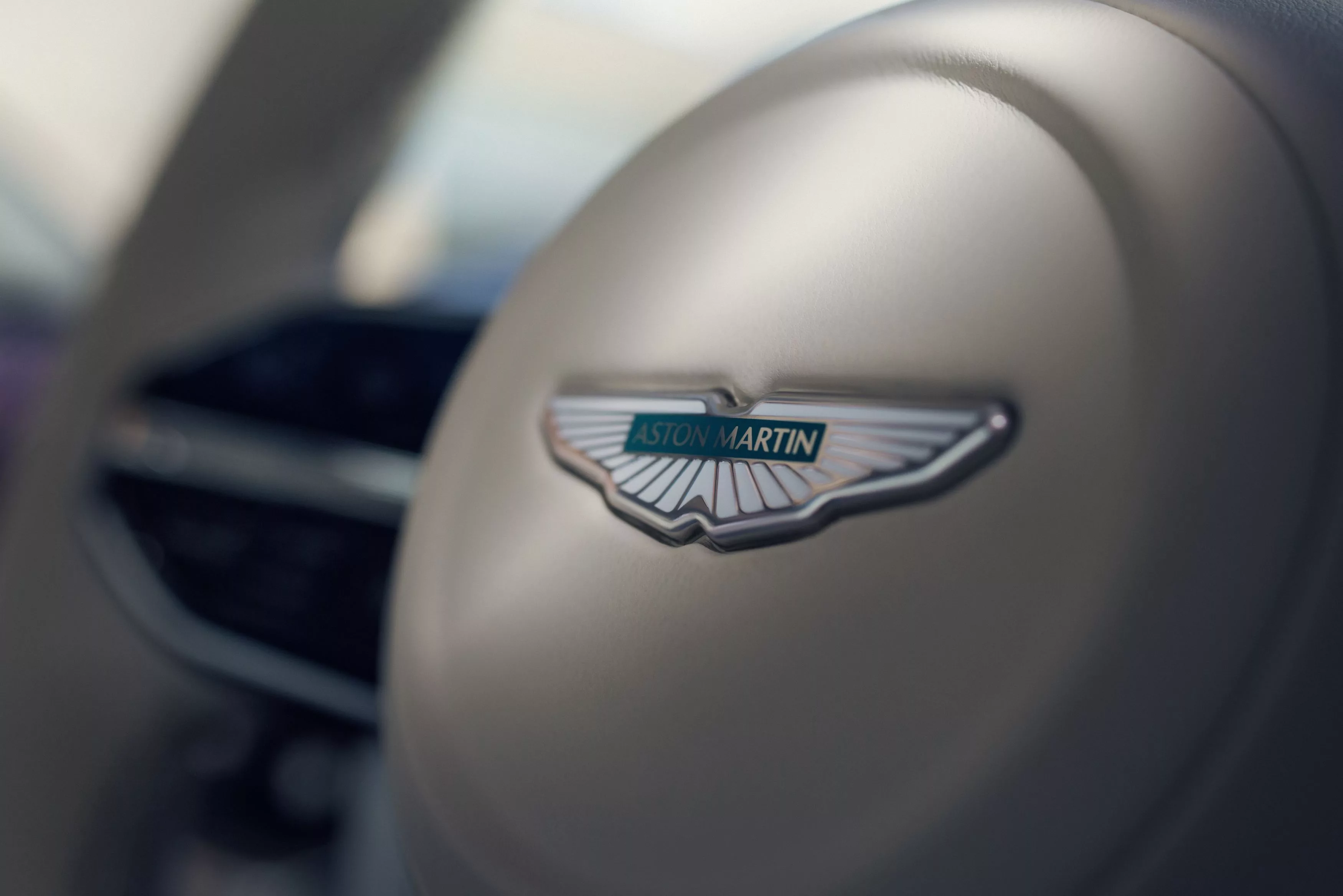 Aston Martin DBX GT
