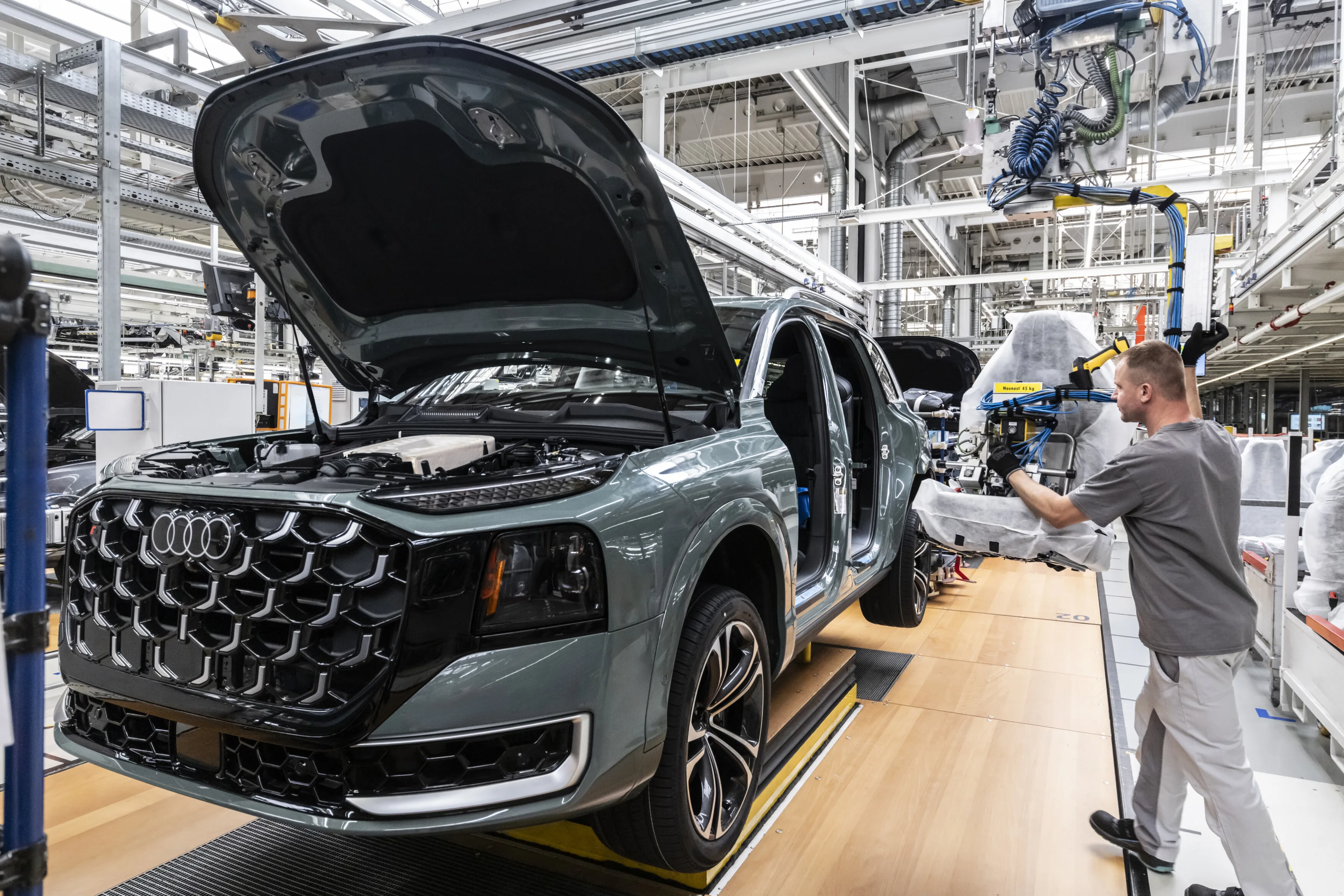 Audi Q9