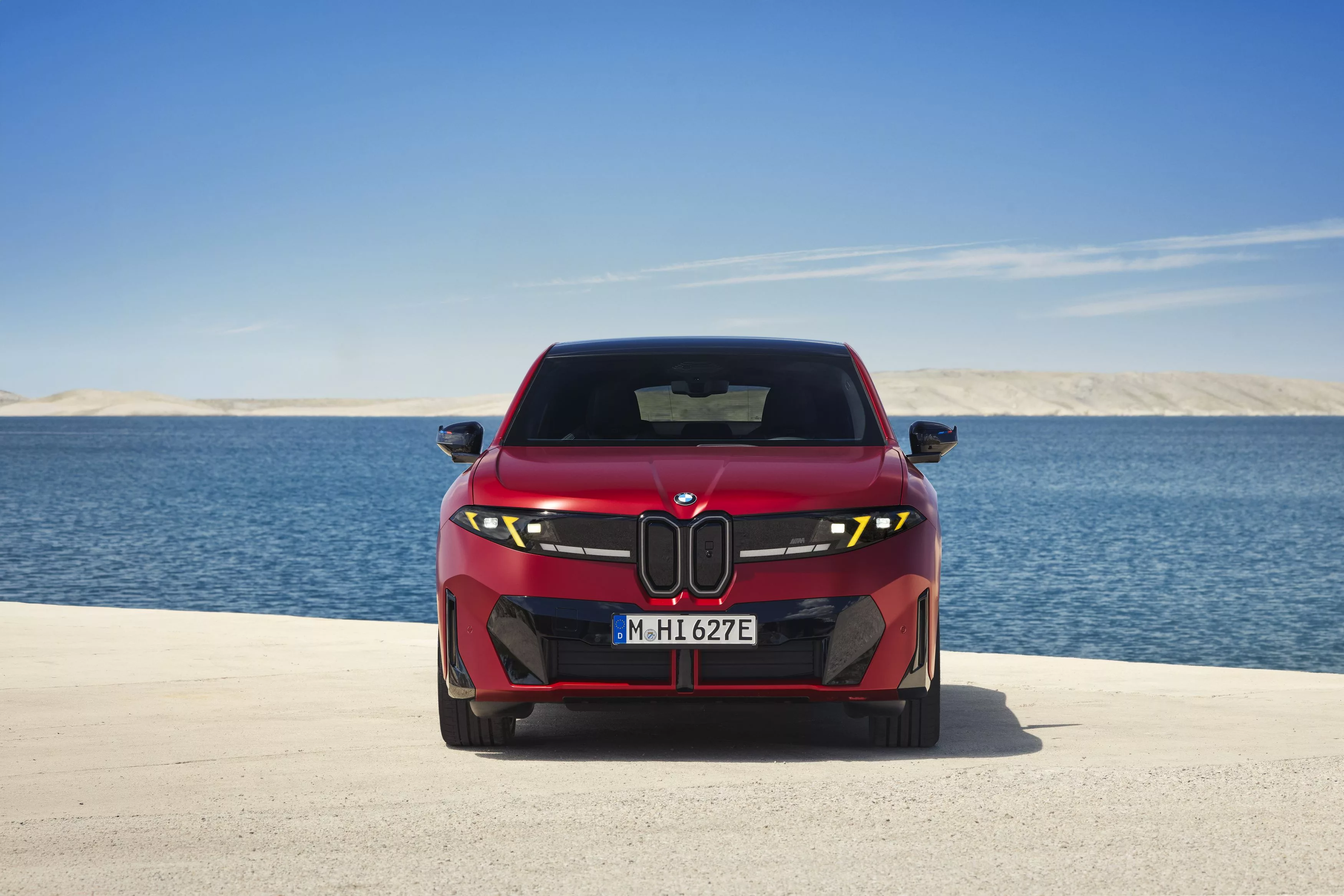 BMW iX4