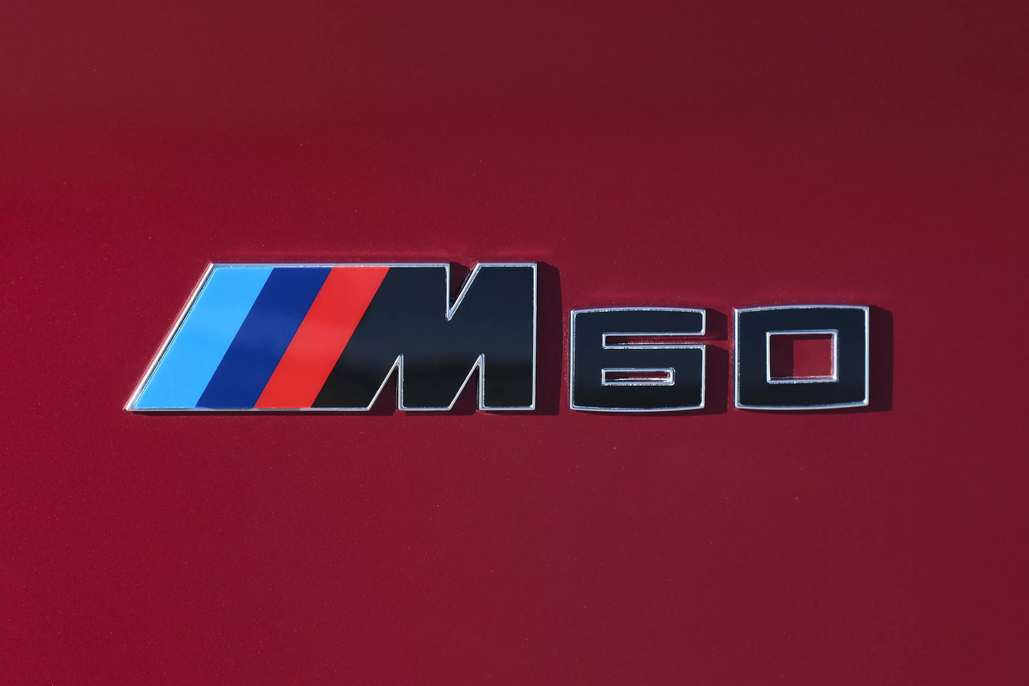 BMW iX4