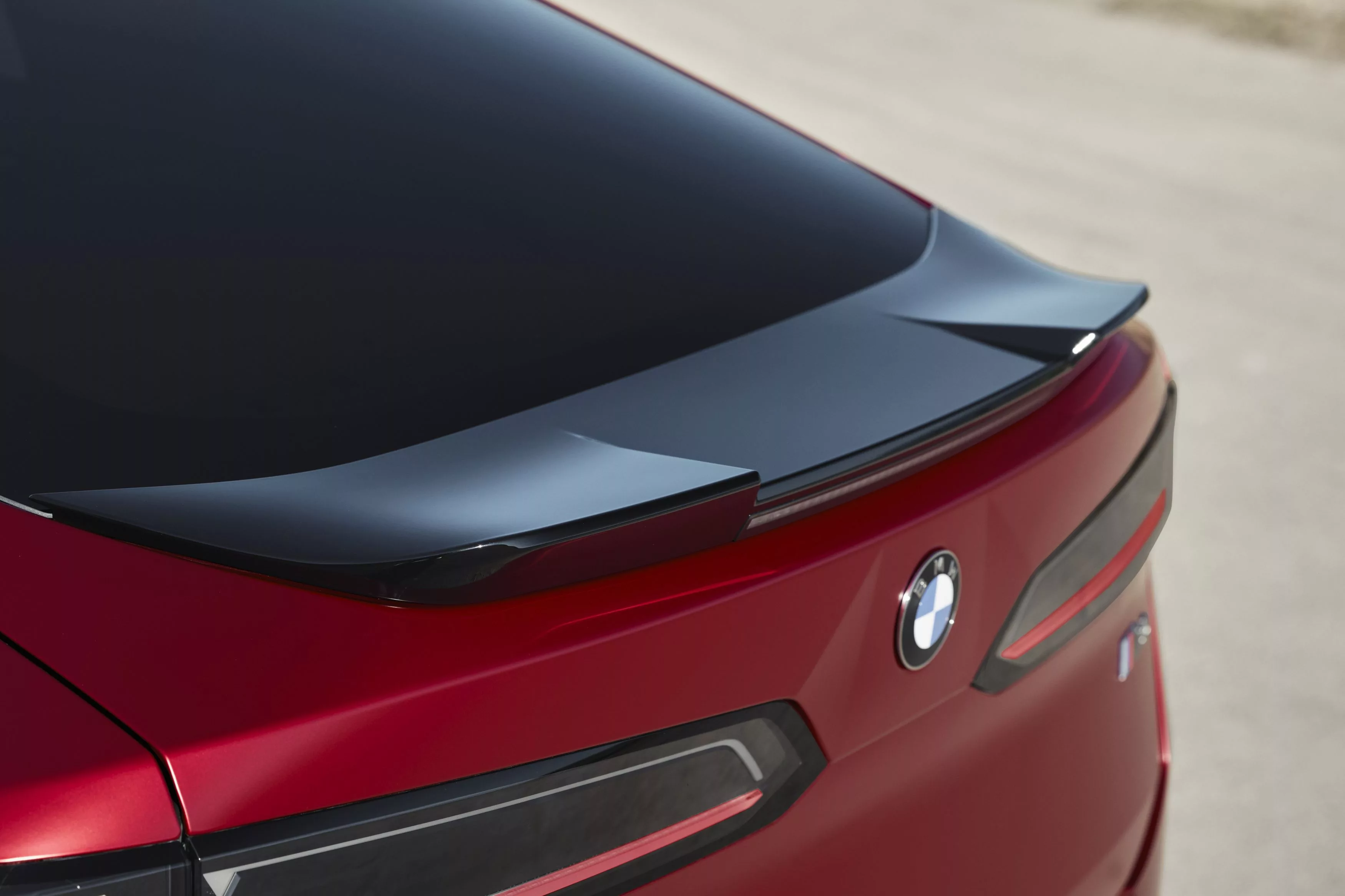BMW iX4