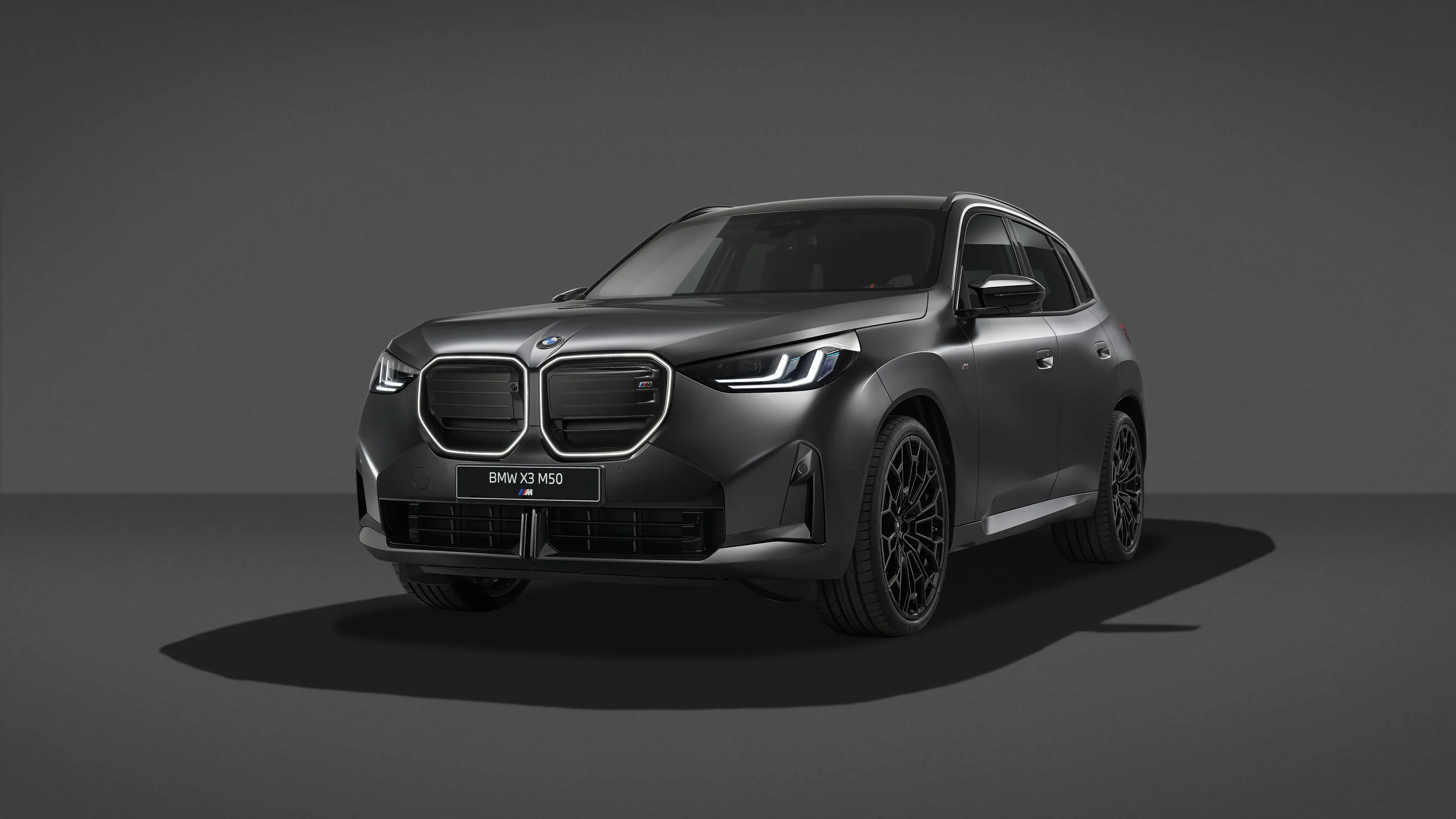 BMW X3 M50 xDrive ar Black Package.