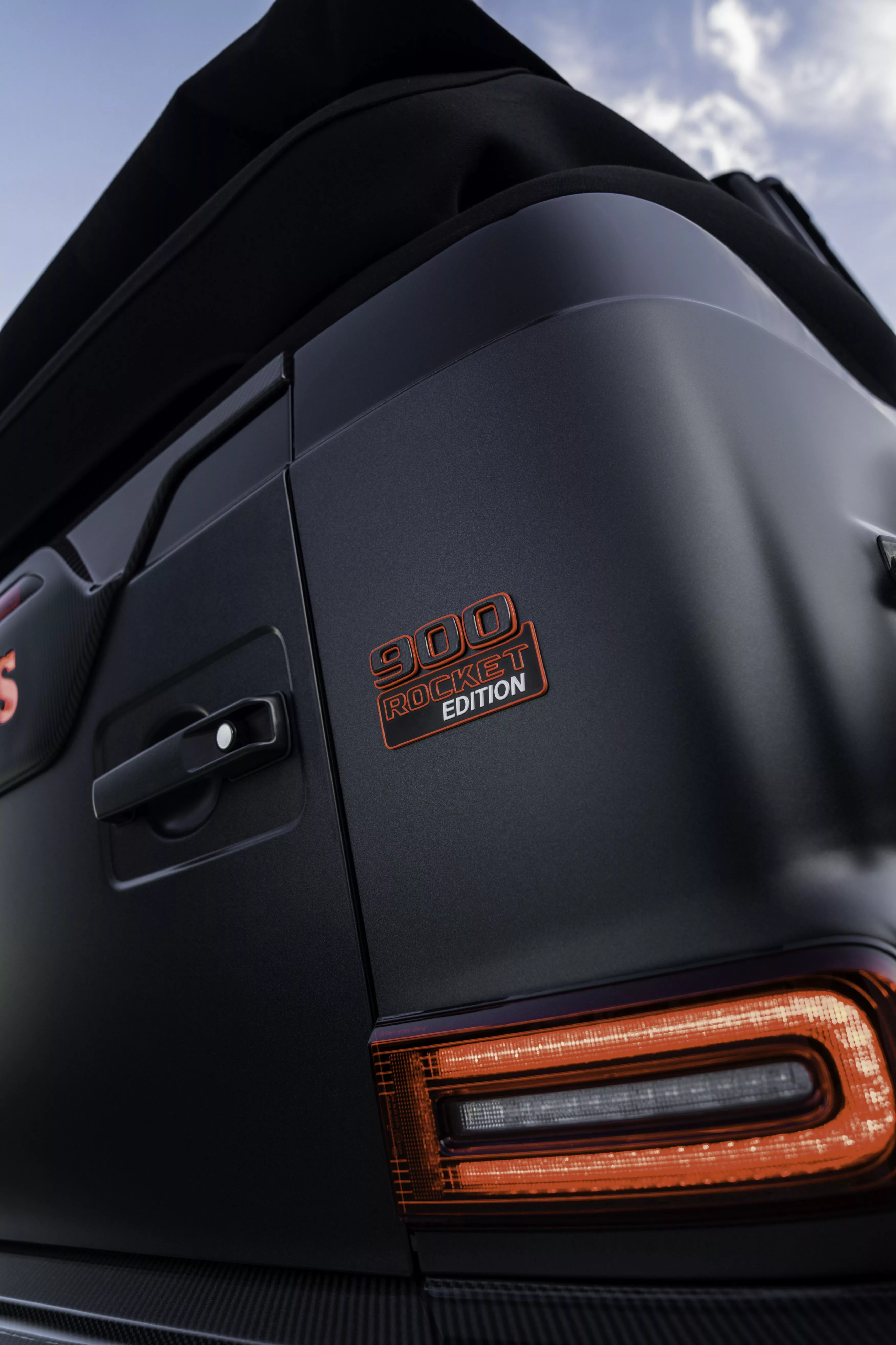 Brabus 900 Rocket Edition Cabrio
