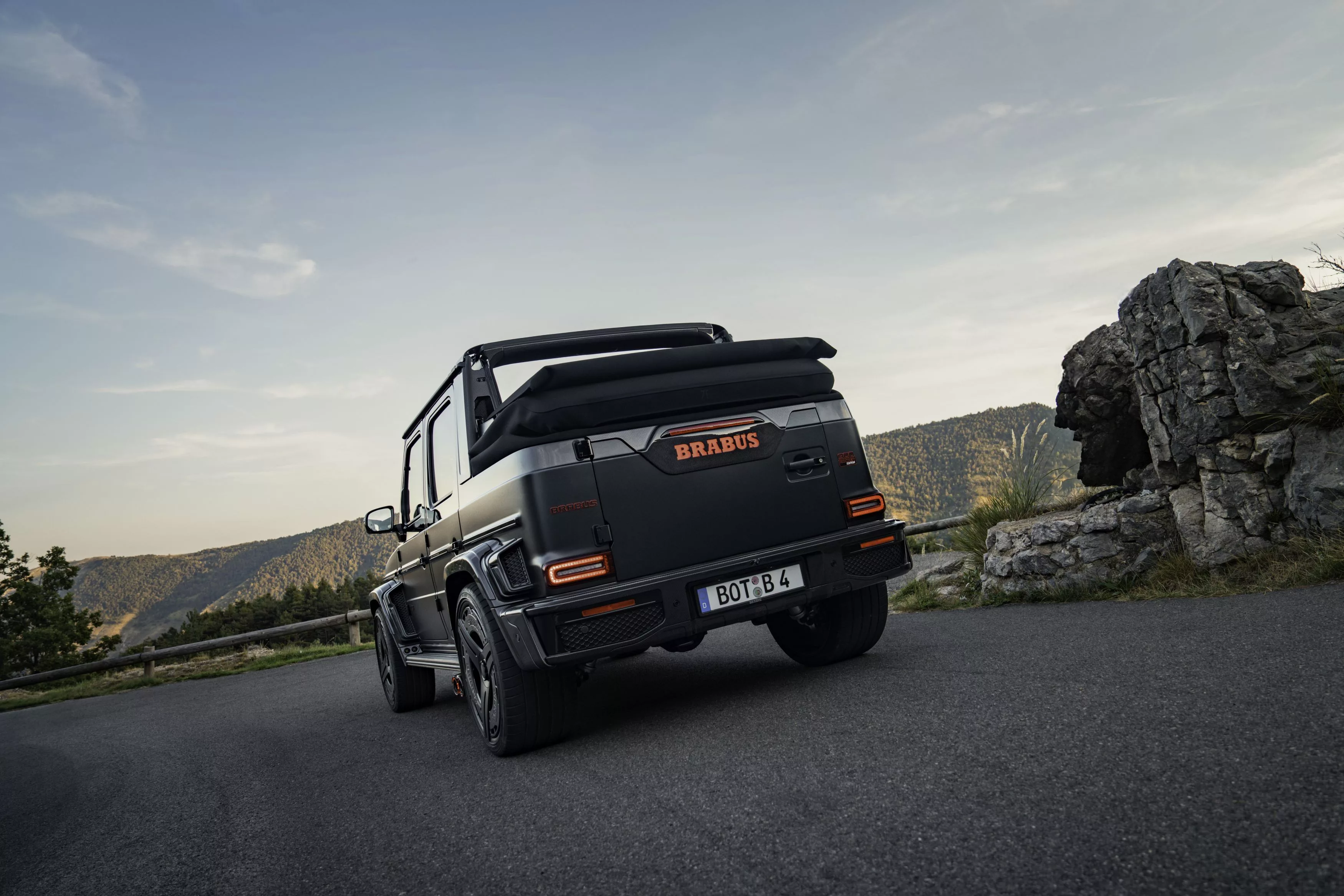 Brabus 900 Rocket Edition Cabrio