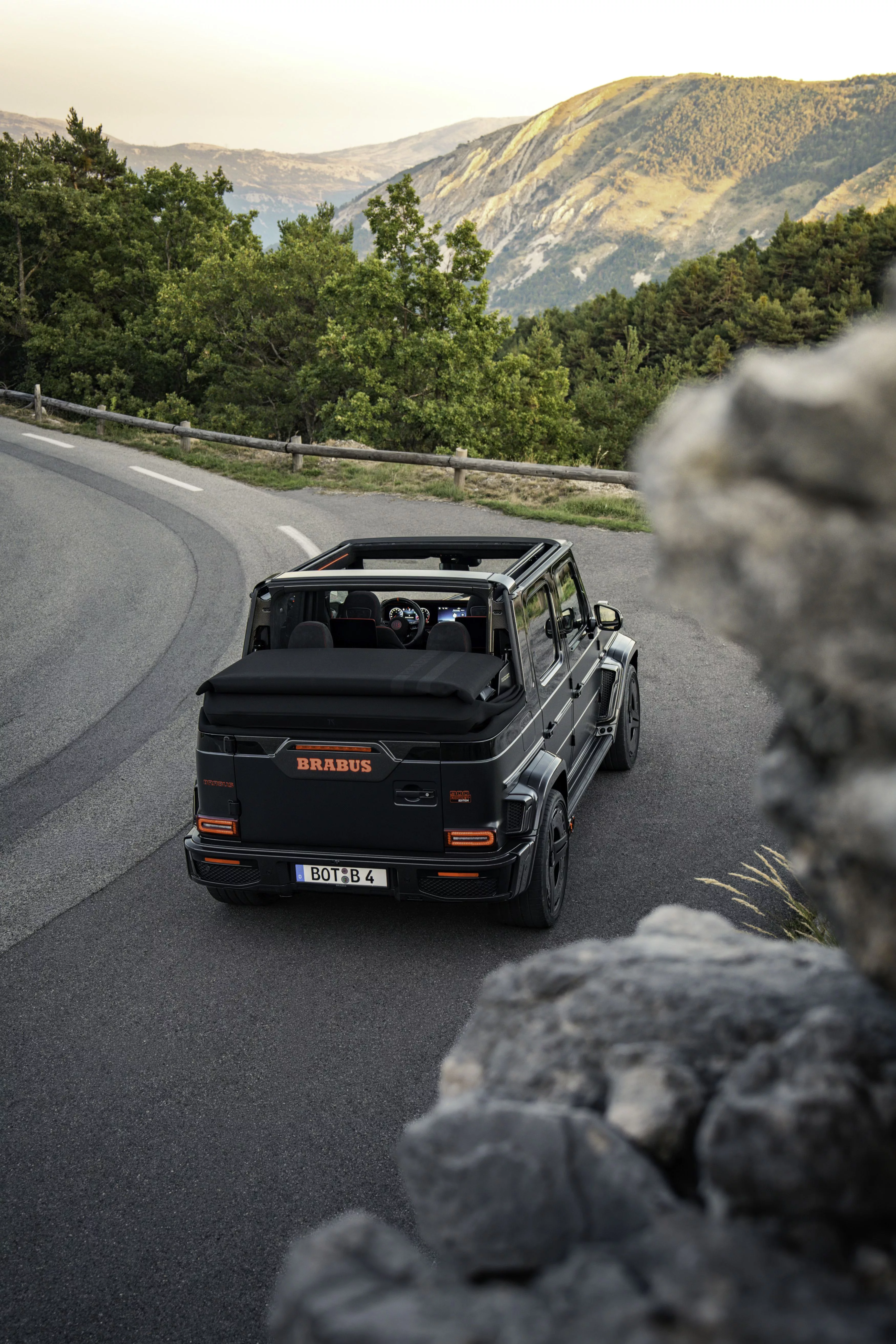 Brabus 900 Rocket Edition Cabrio