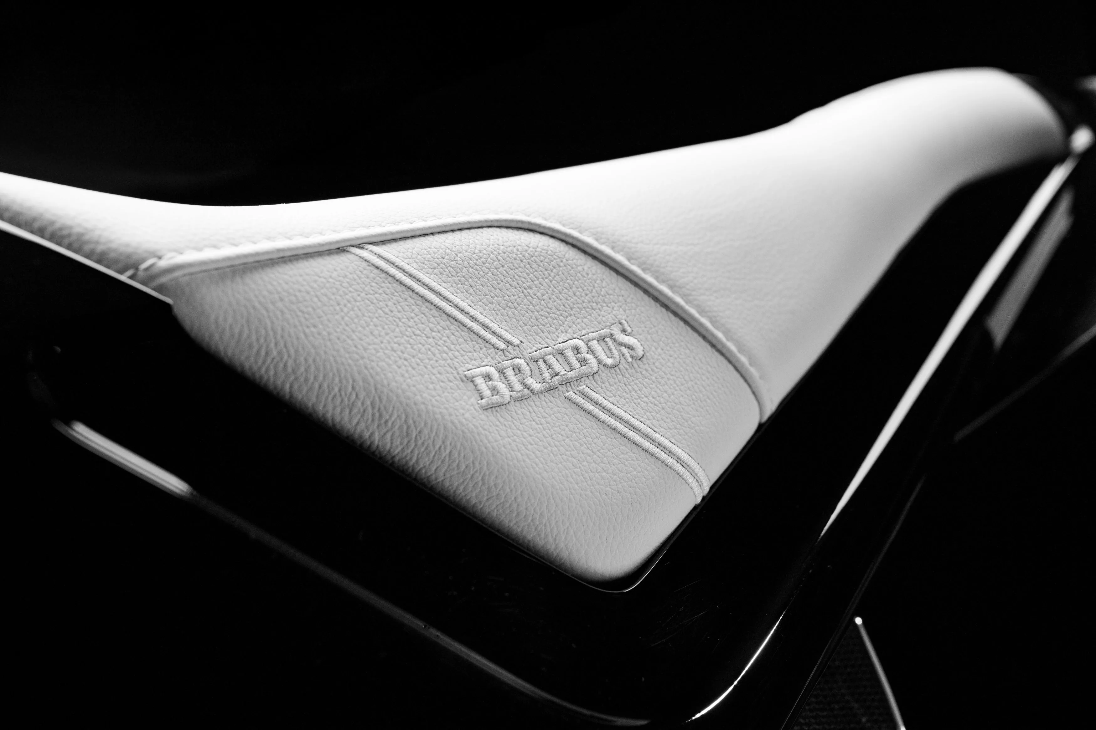Brabus Urban E Fragment Edition