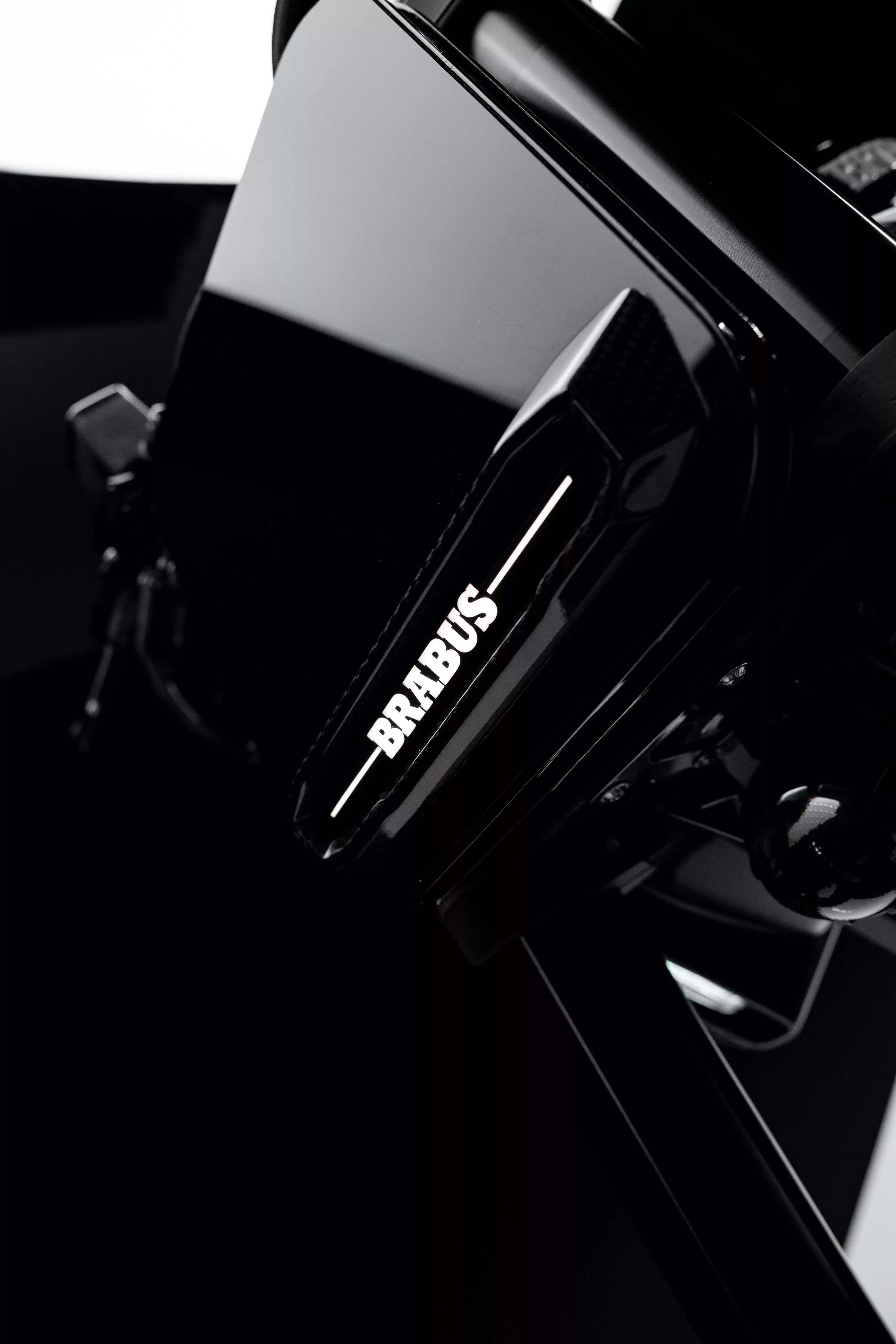 Brabus Urban E Fragment Edition
