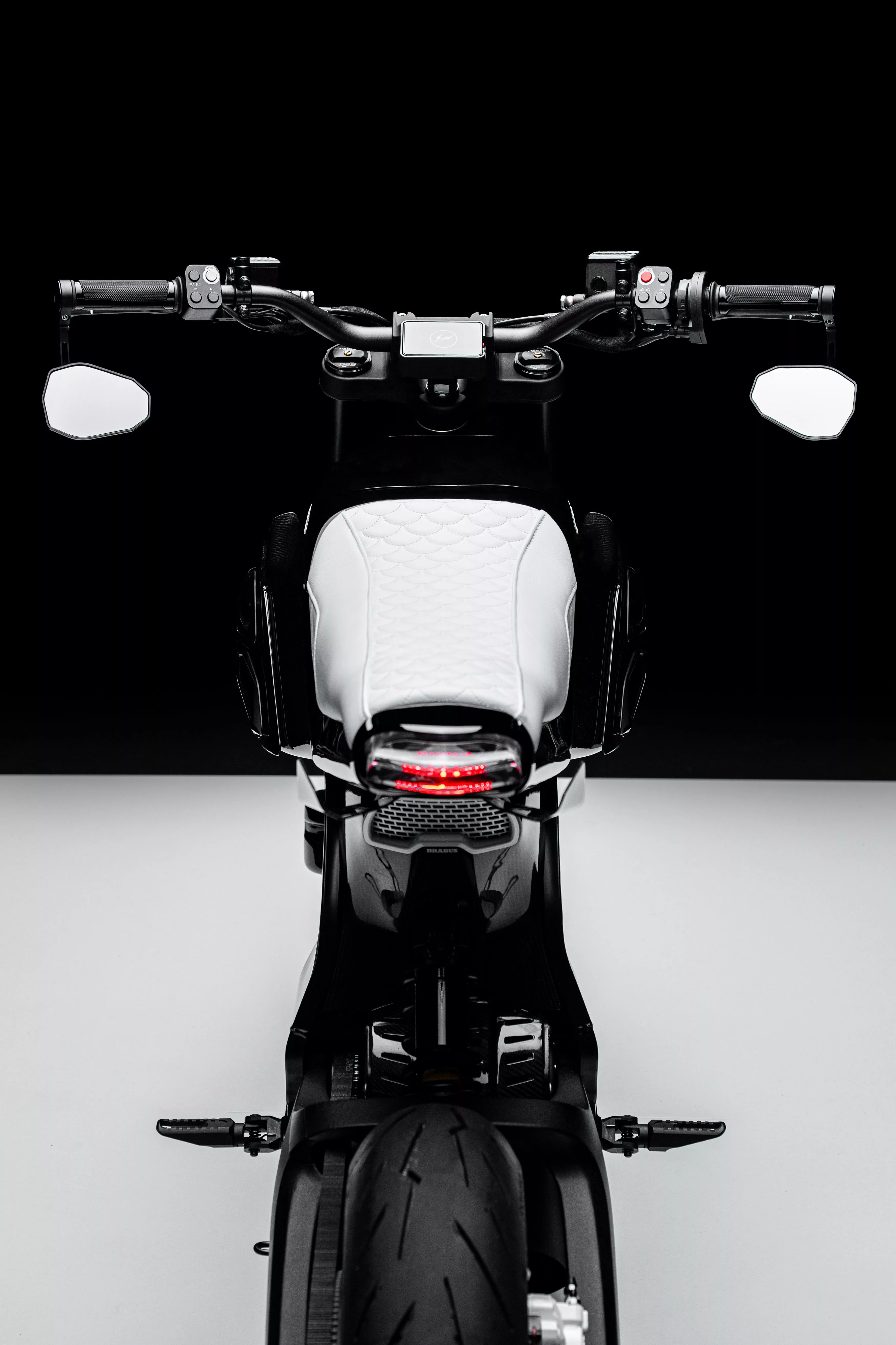 Brabus Urban E Fragment Edition