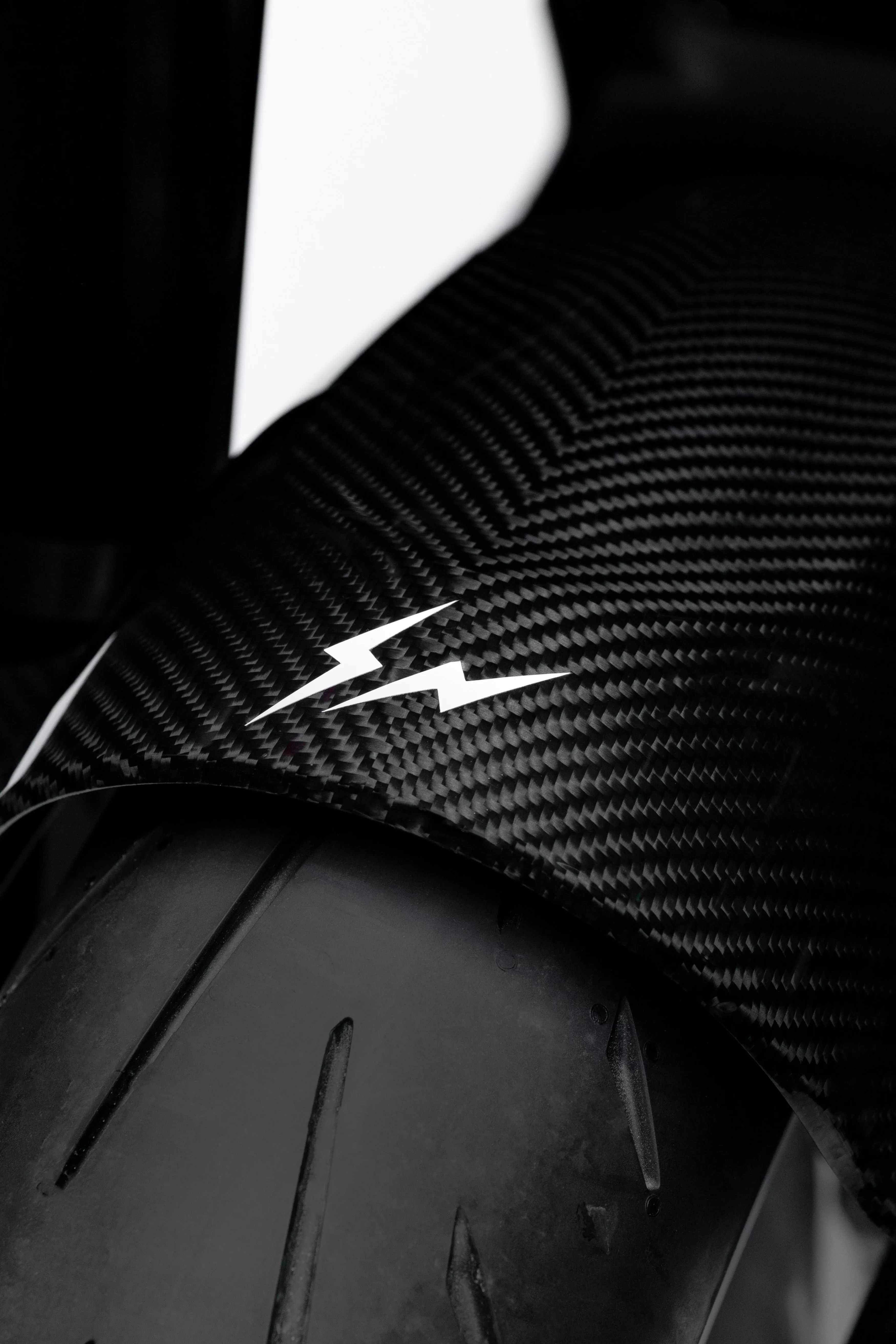 Brabus Urban E Fragment Edition